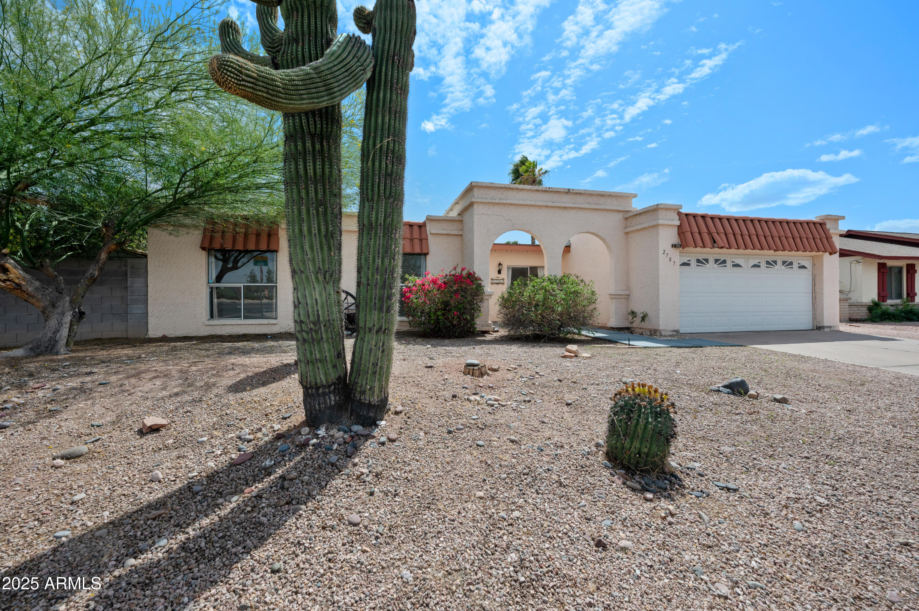 2707 W Onza Circle Property Photo 23
