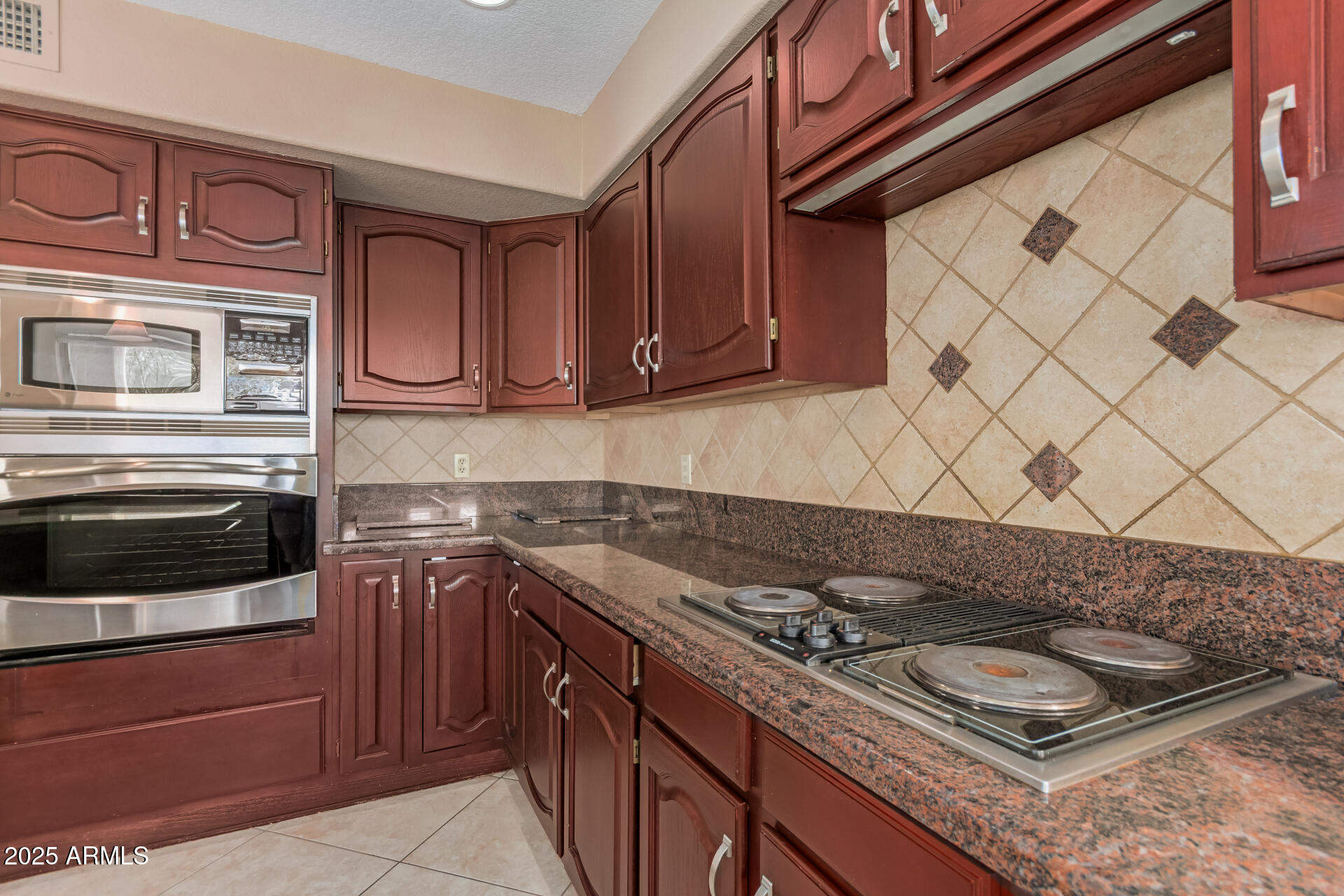 11186 N 128th Place Property Photo 12