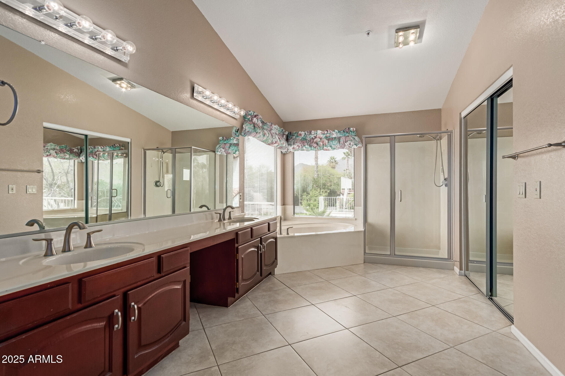 11186 N 128th Place Property Photo 16
