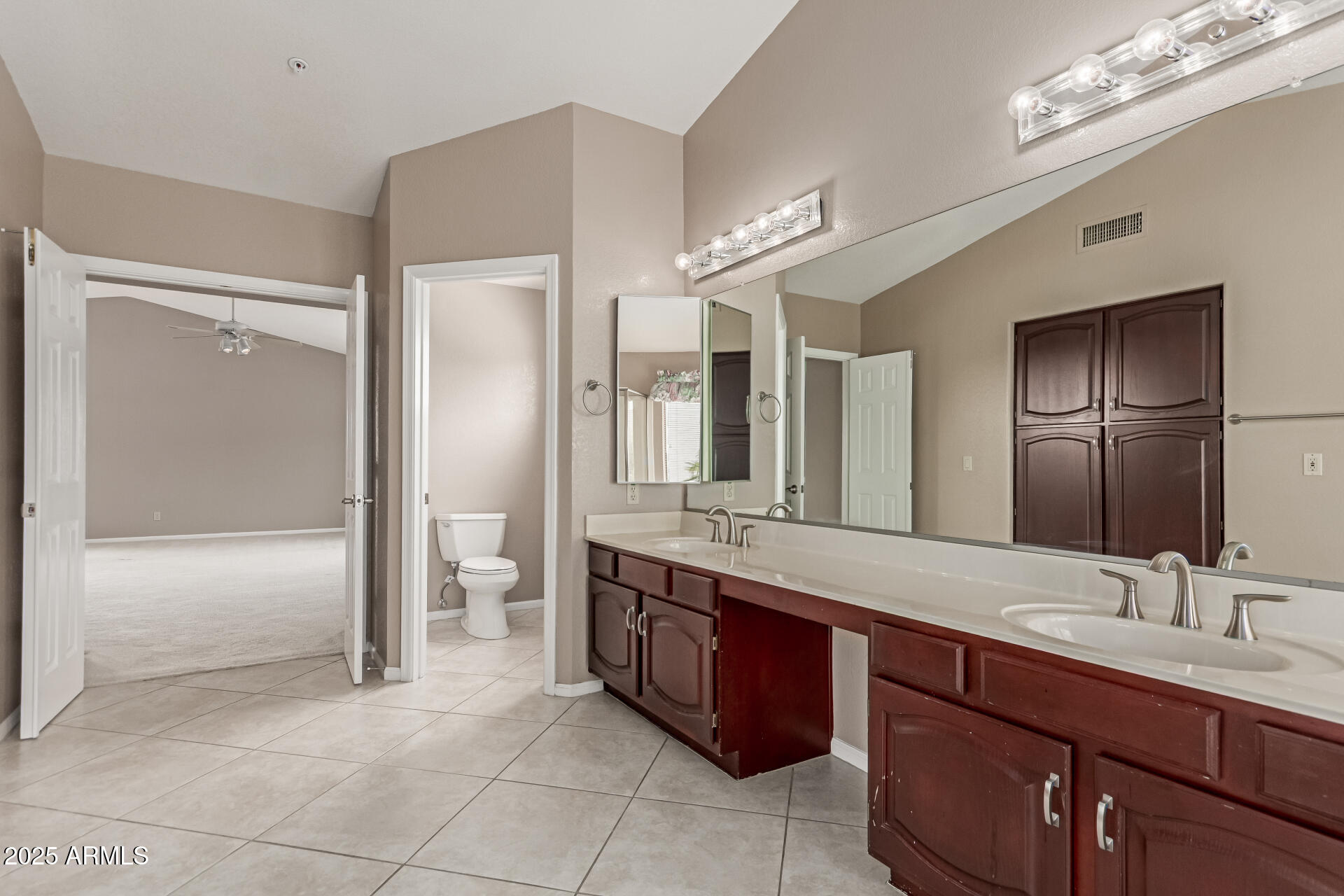 11186 N 128th Place Property Photo 17