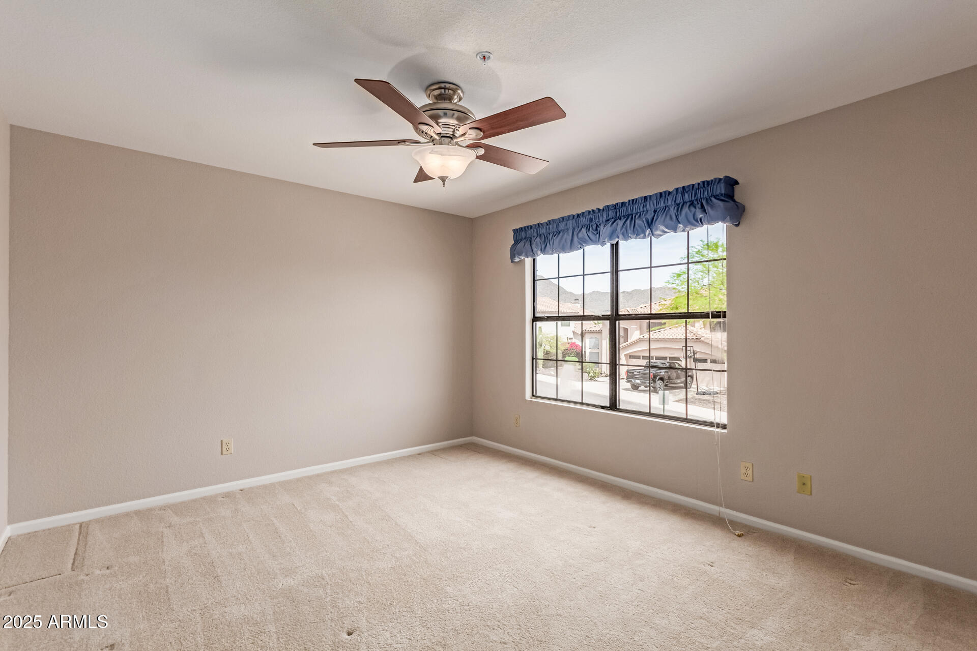 11186 N 128th Place Property Photo 23