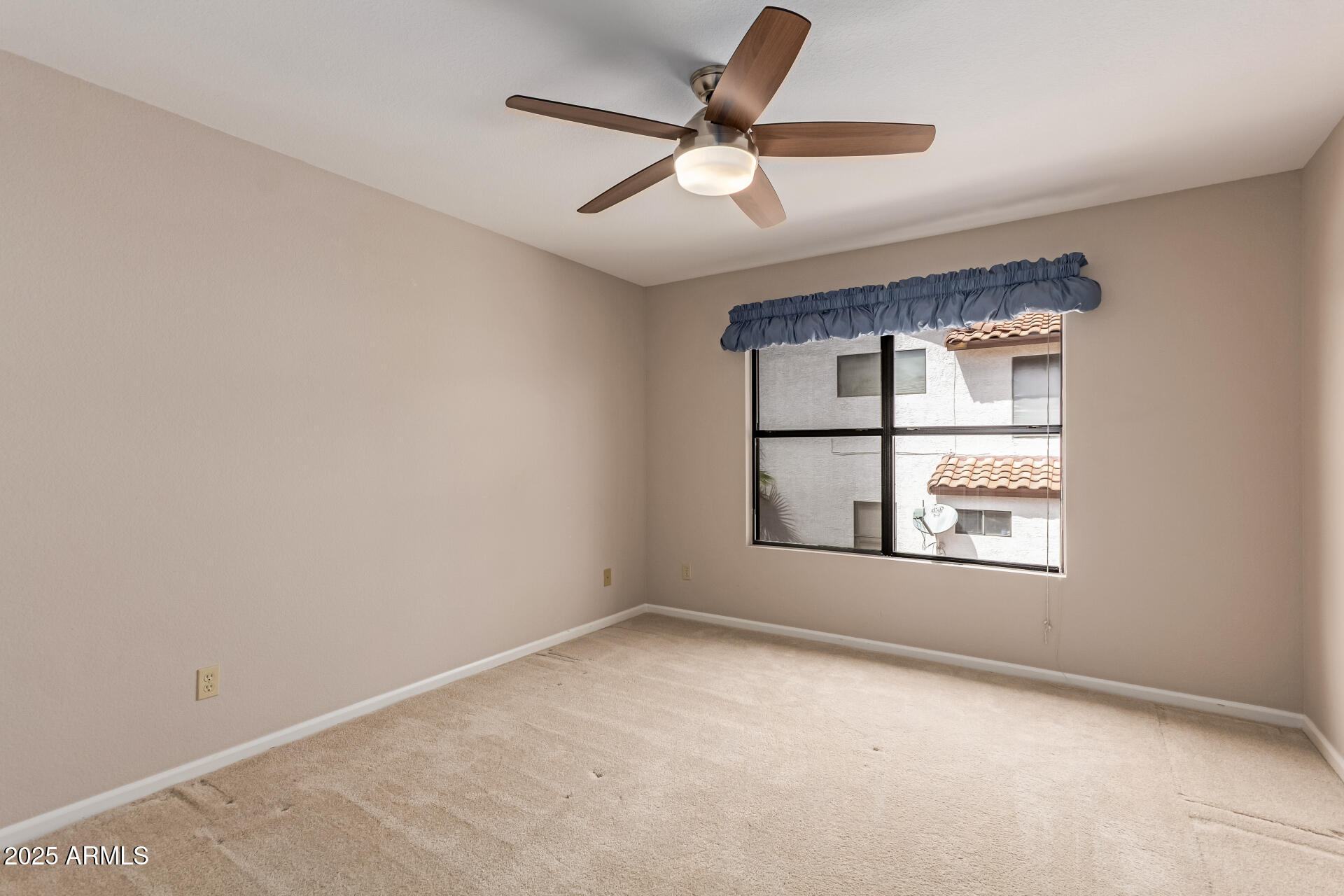 11186 N 128th Place Property Photo 25