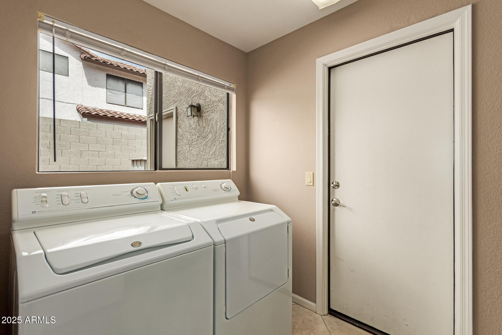 11186 N 128th Place Property Photo 28