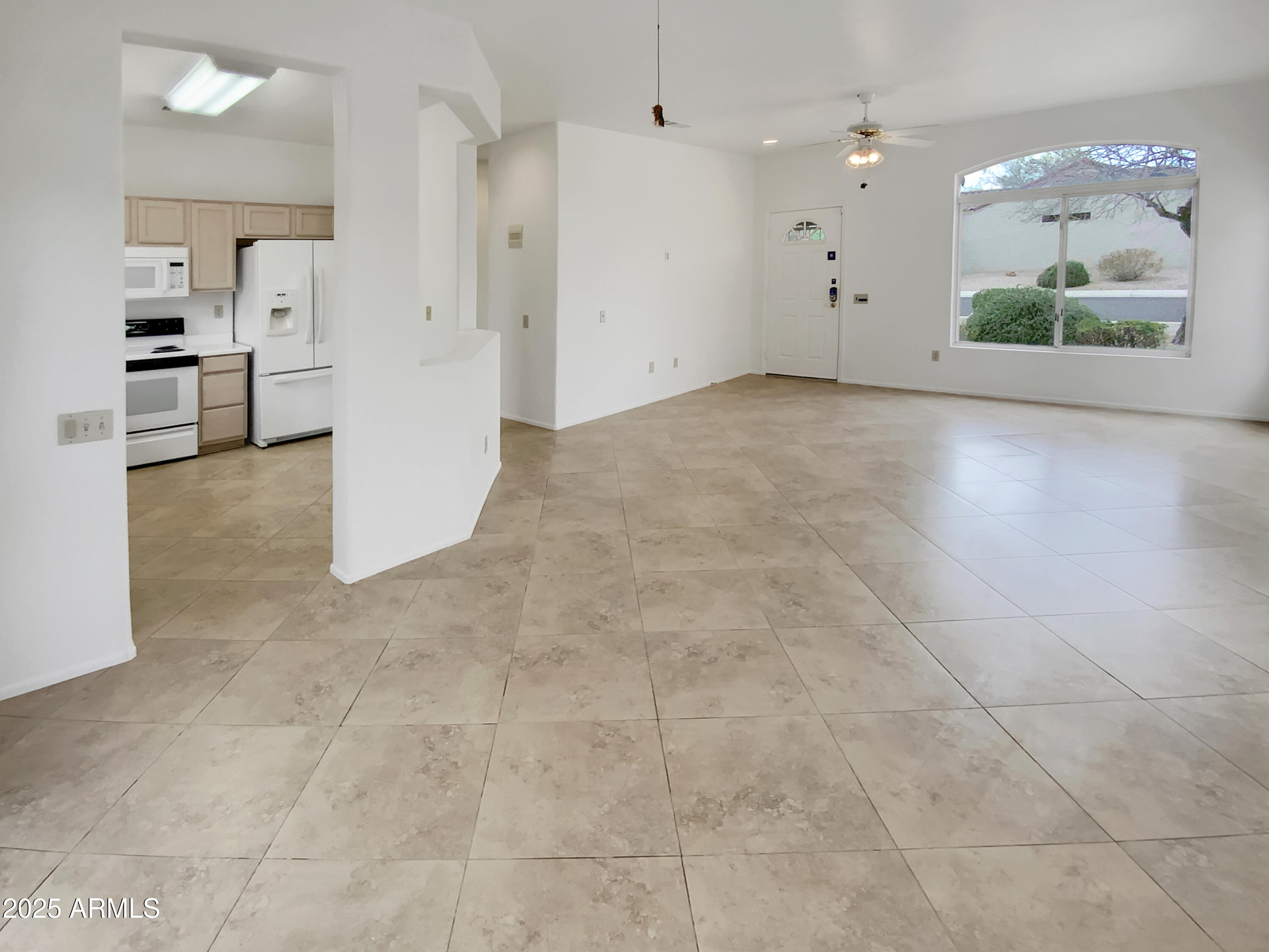 22027 N Las Brizas Lane Property Photo 3
