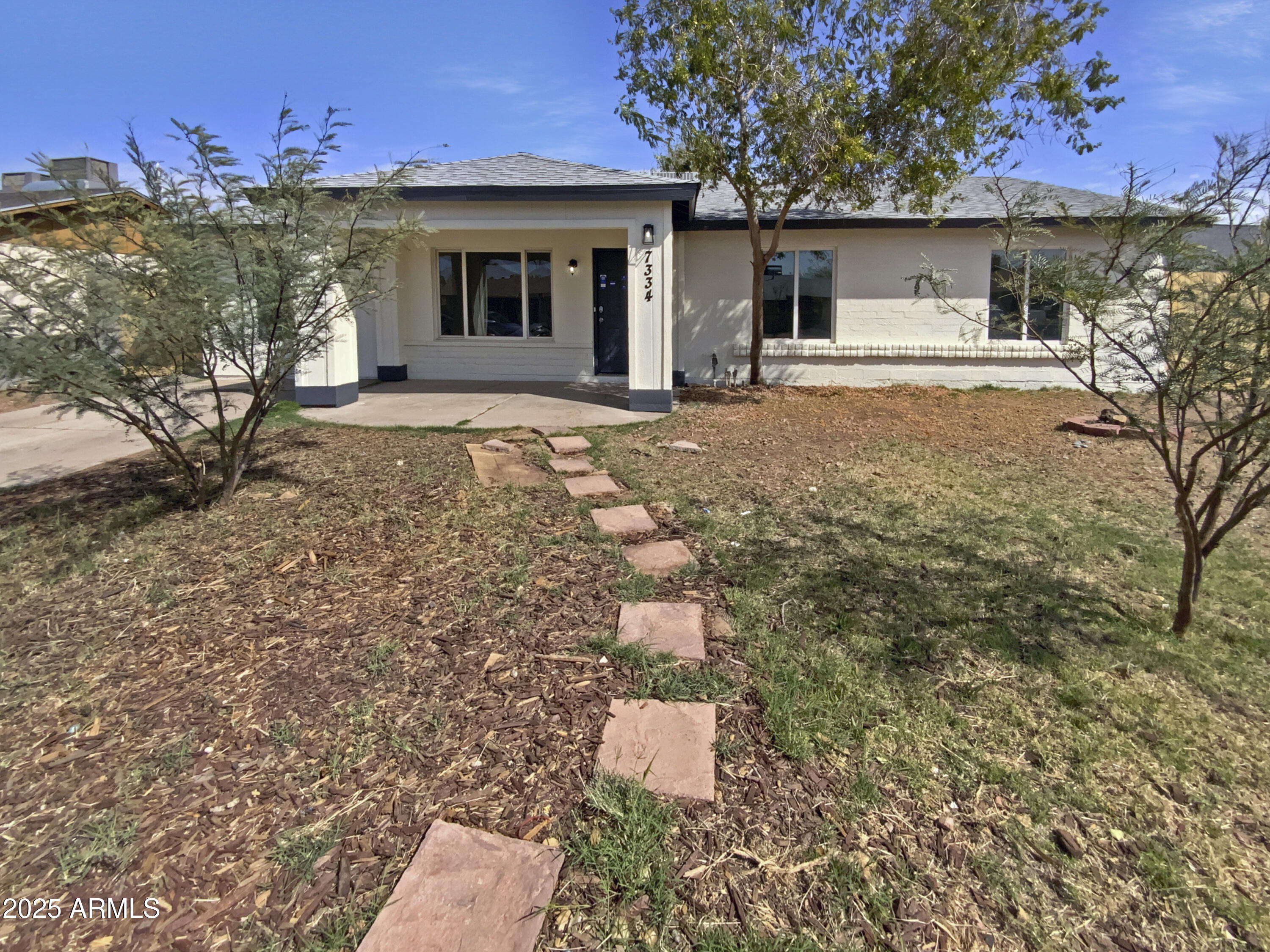 7334 W Comet Avenue Property Photo 1