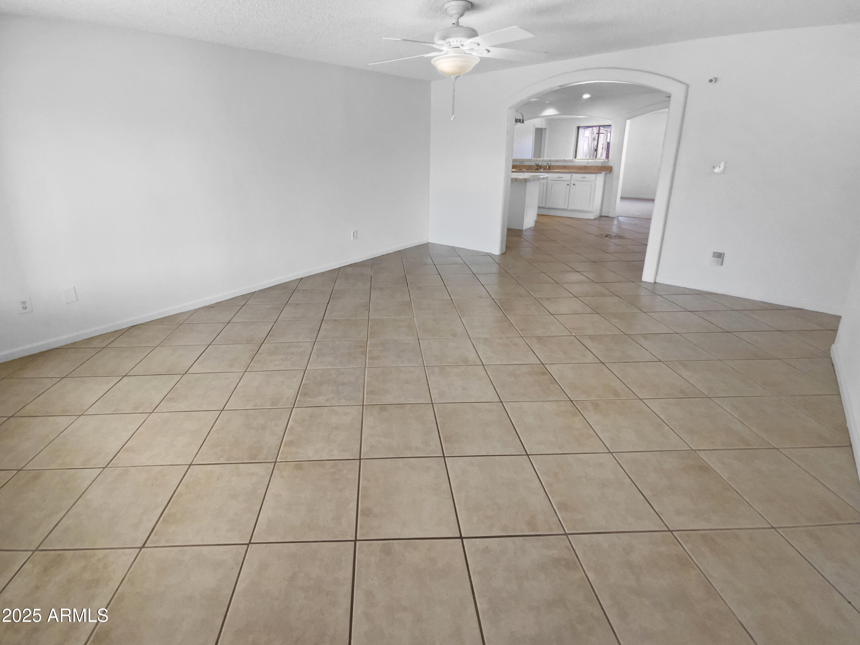7334 W Comet Avenue Property Photo 3