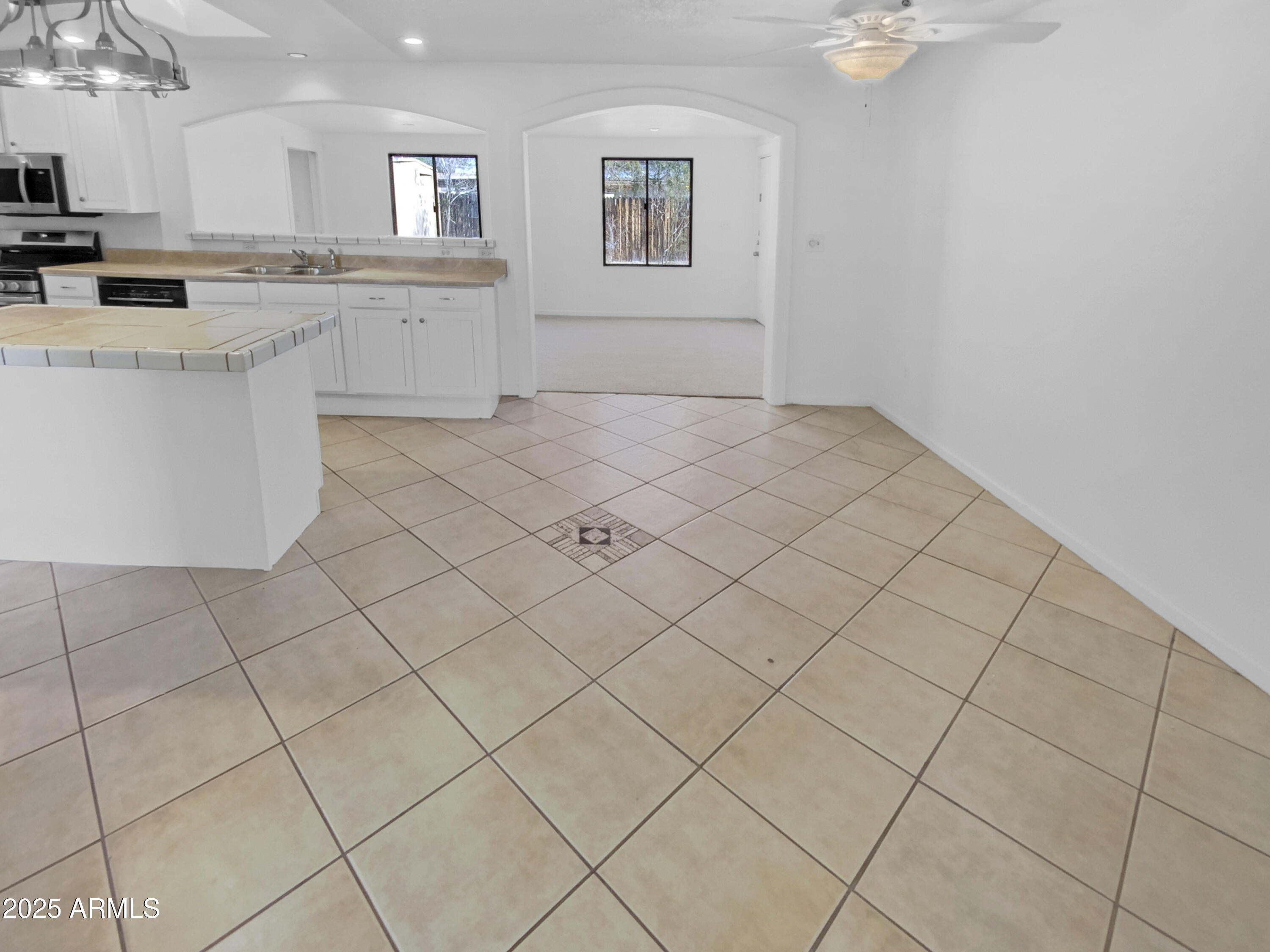 7334 W Comet Avenue Property Photo 16