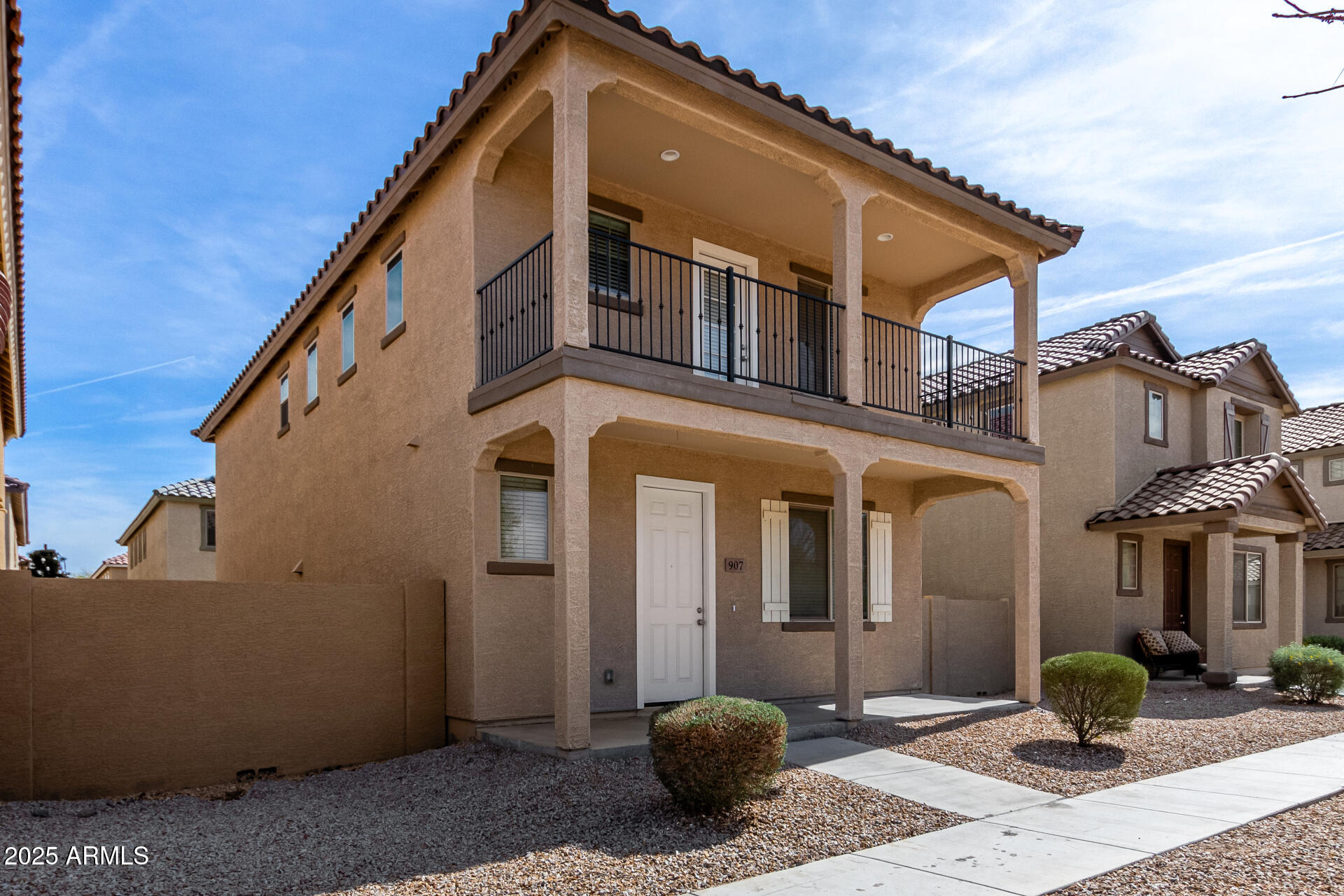 907 E Agua Fria Lane Property Photo 4