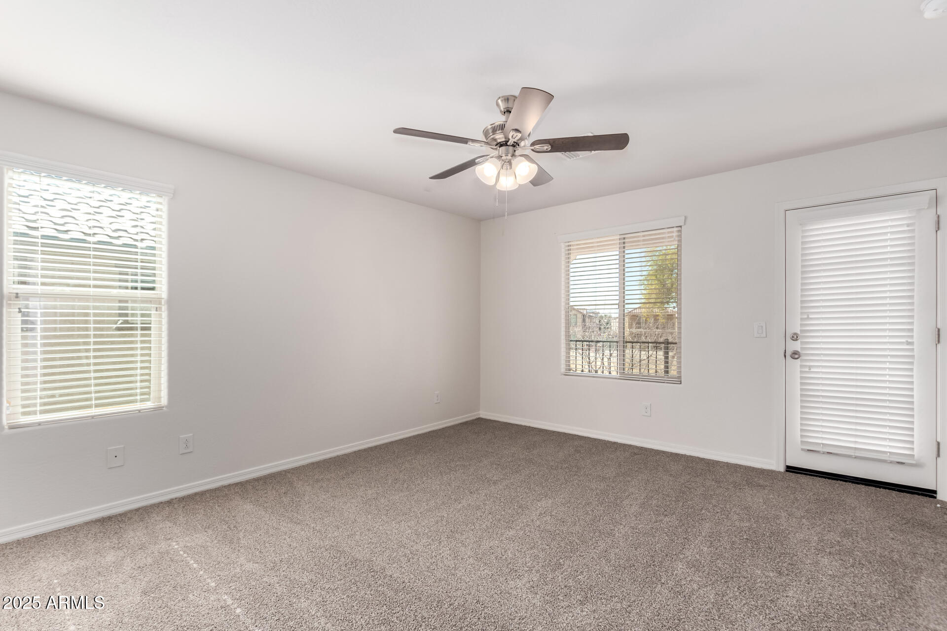 907 E Agua Fria Lane Property Photo 18
