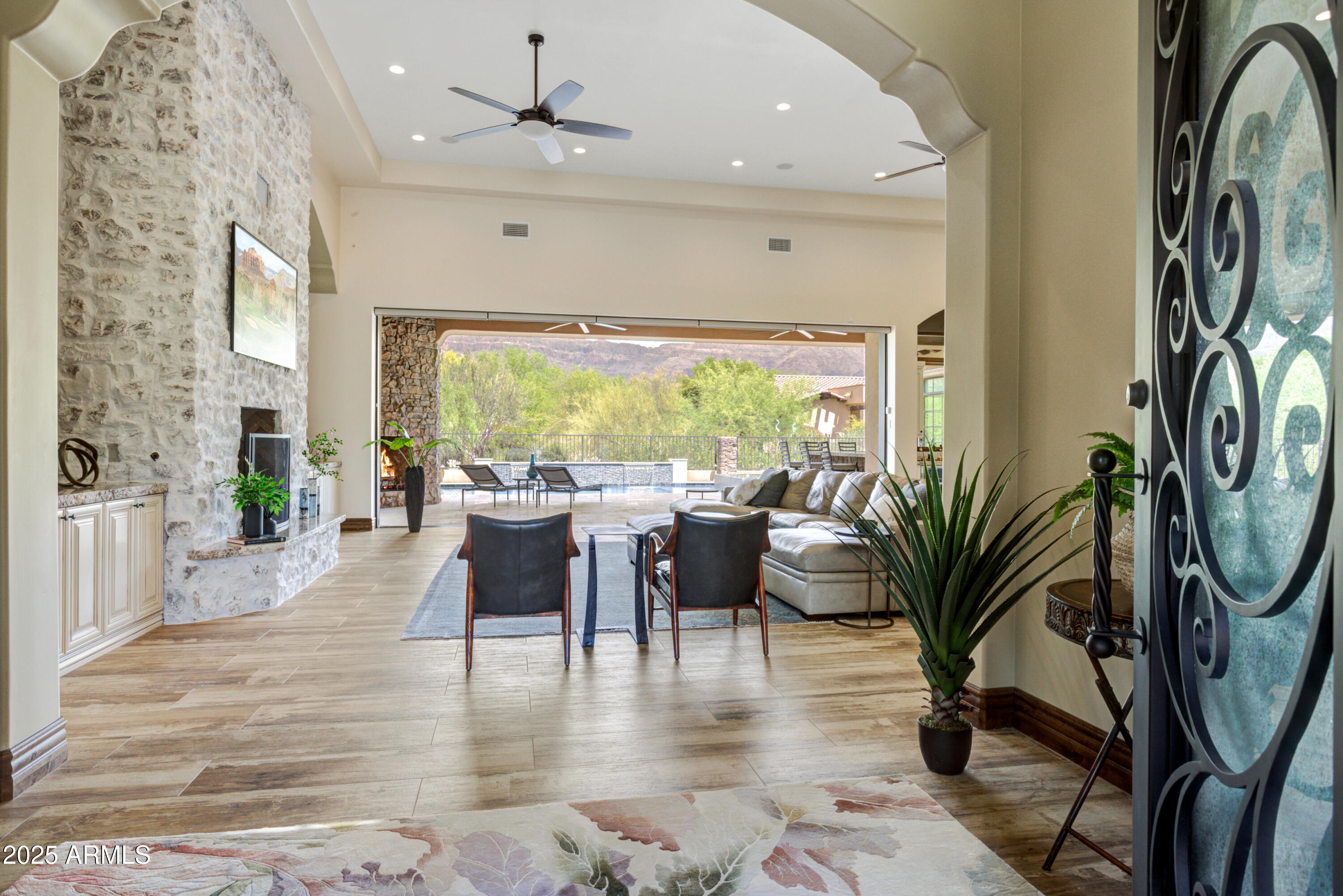 8710 E Lost Gold Circle Property Photo 4