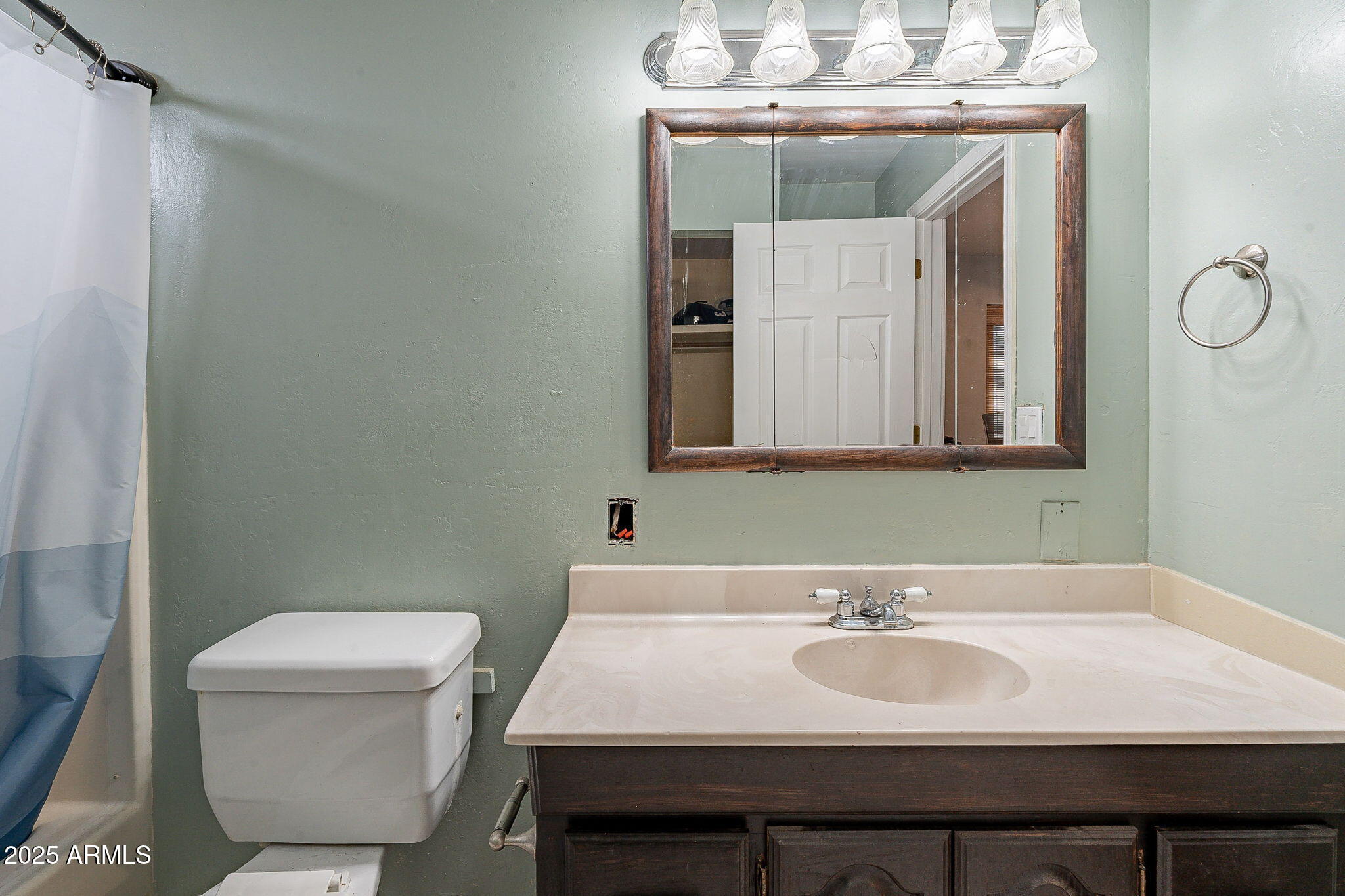 163 Peretz Circle Property Photo 15