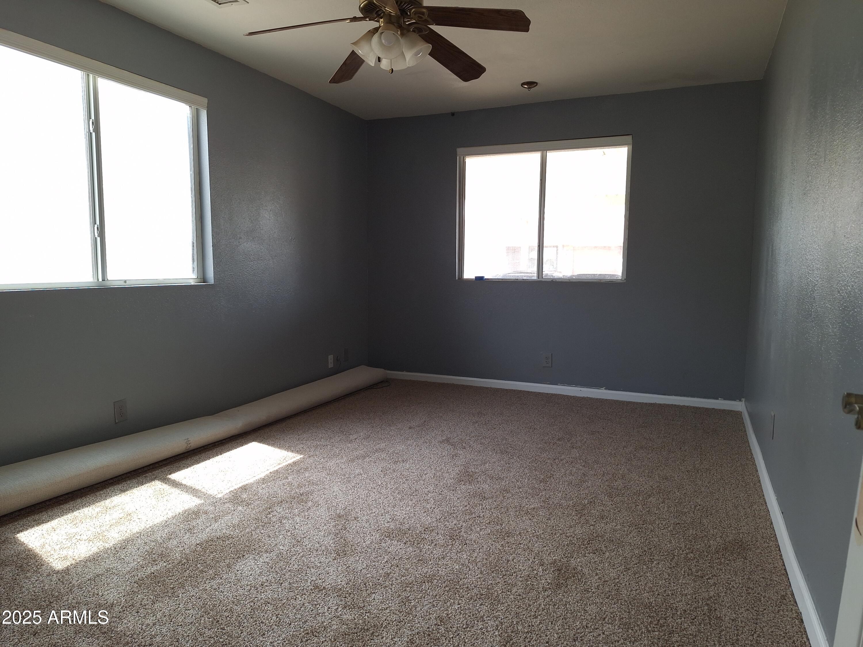 163 Peretz Circle Property Photo 24
