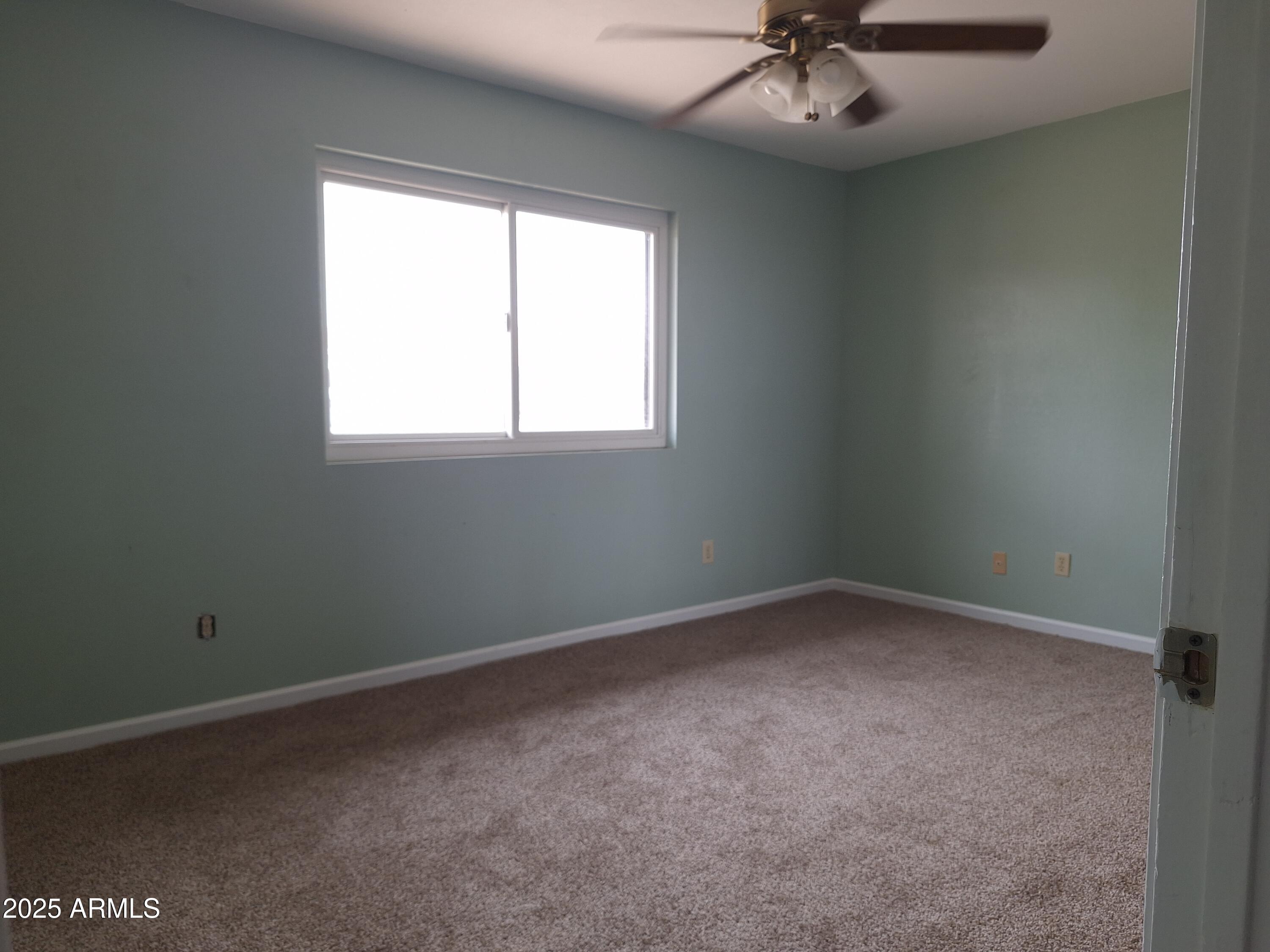 163 Peretz Circle Property Photo 26