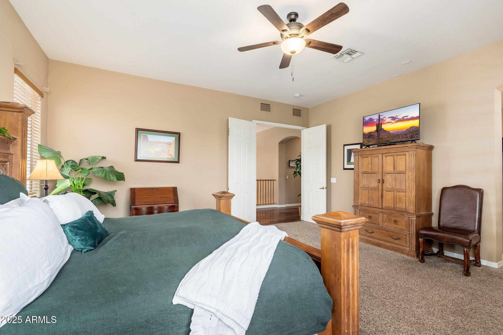 1074 E Carla Vista Court Property Photo 25
