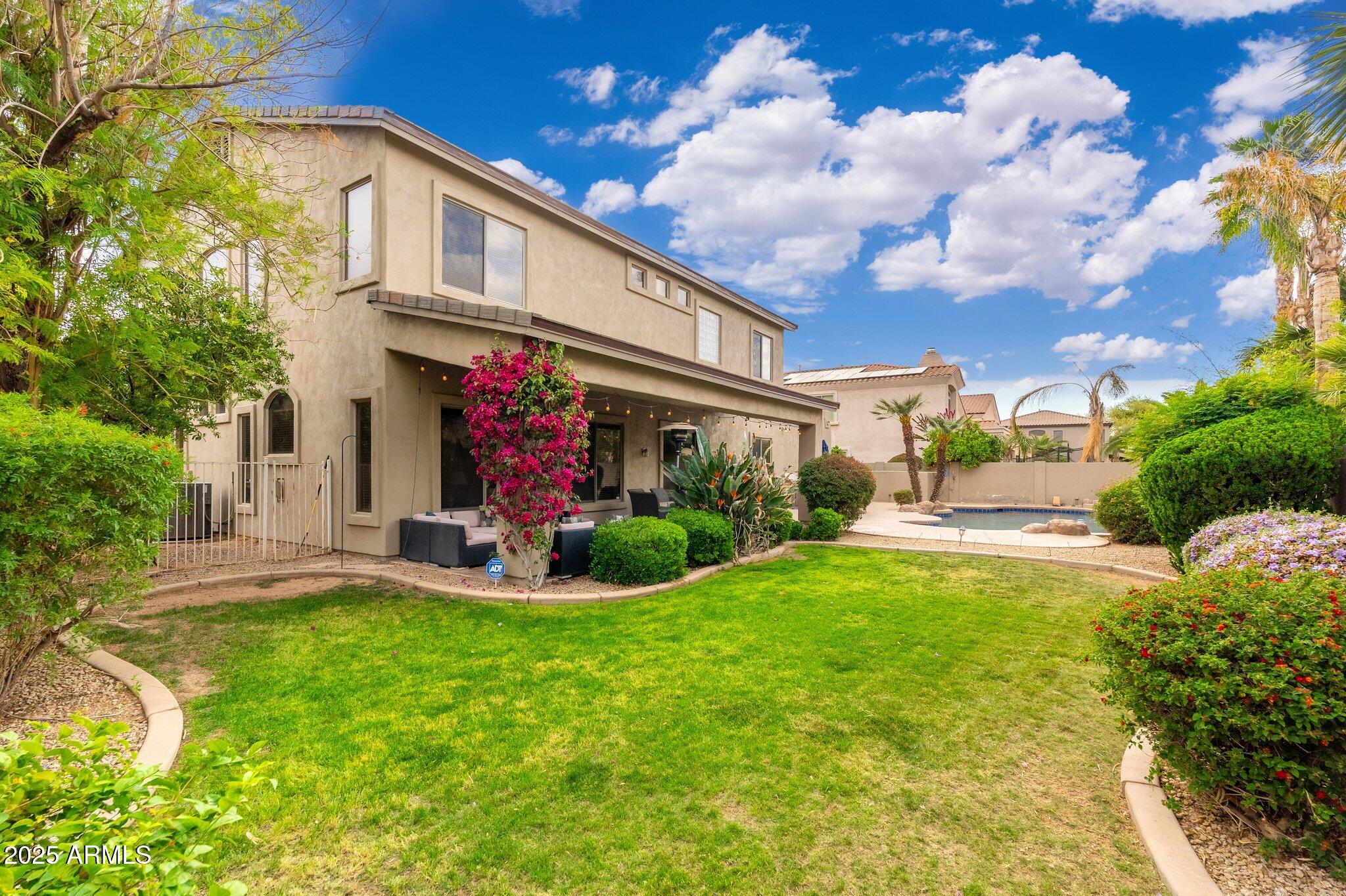 1074 E Carla Vista Court Property Photo 44