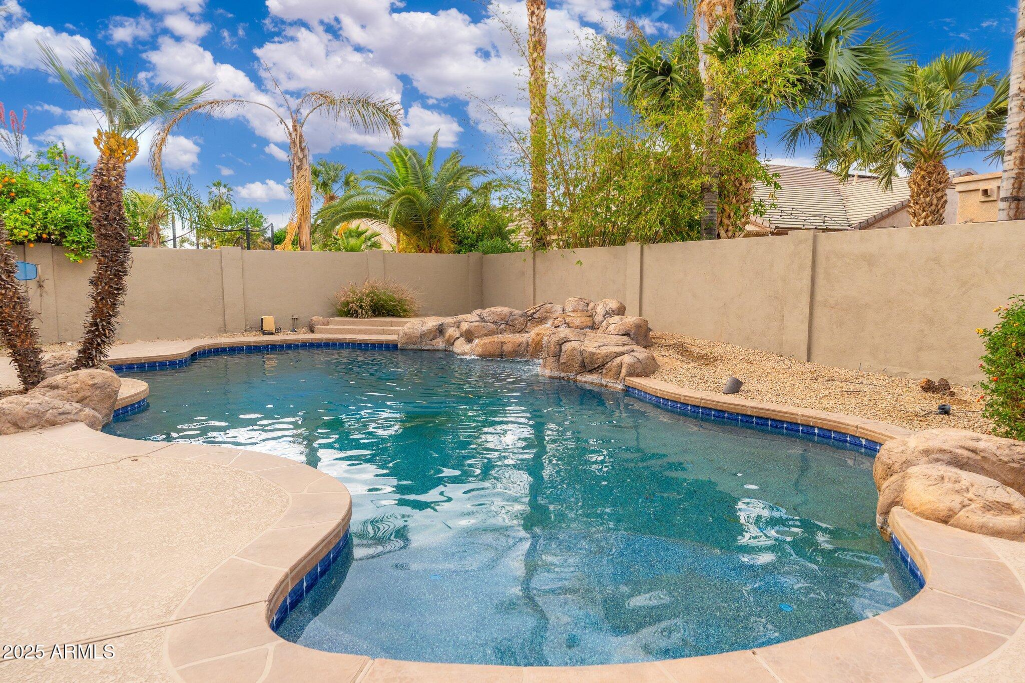 1074 E Carla Vista Court Property Photo 47