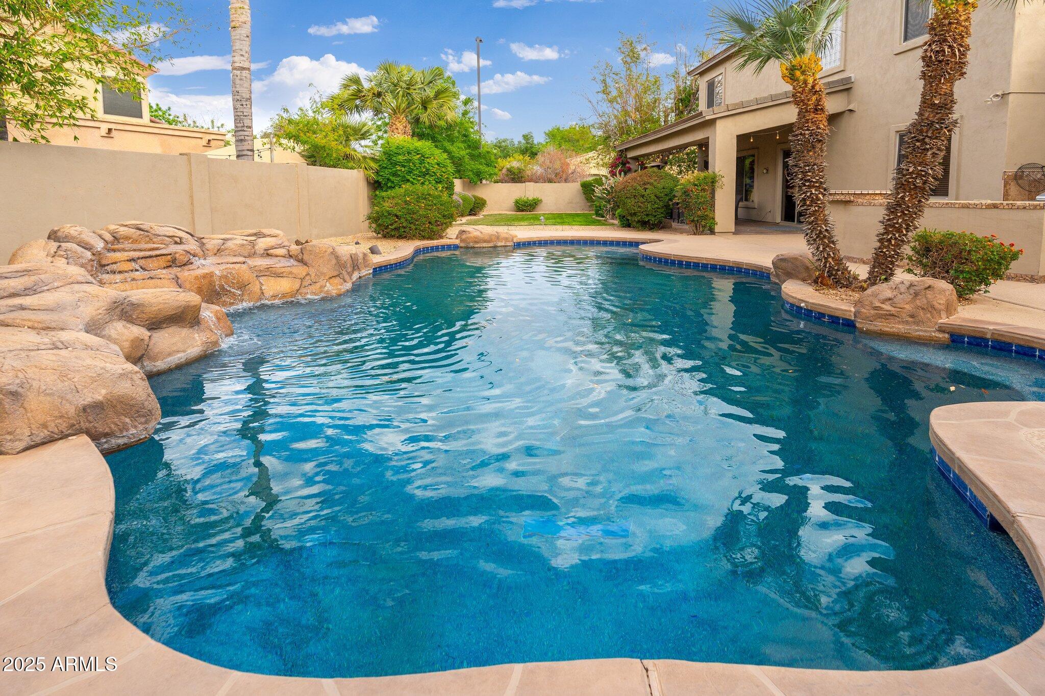 1074 E Carla Vista Court Property Photo 48