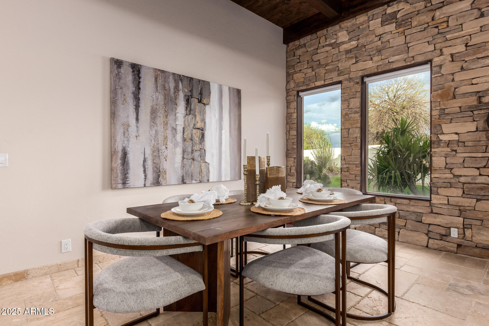 7678 E Cactus Wren Road Property Photo 11