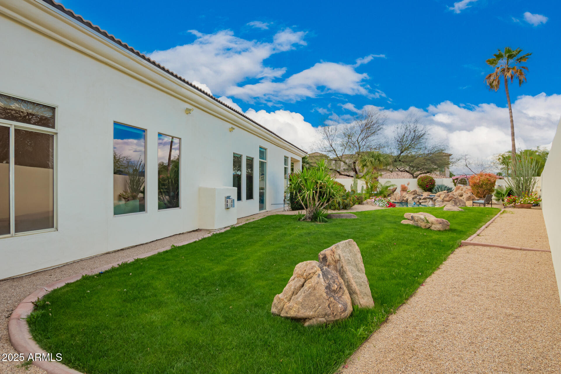 7678 E Cactus Wren Road Property Photo 49