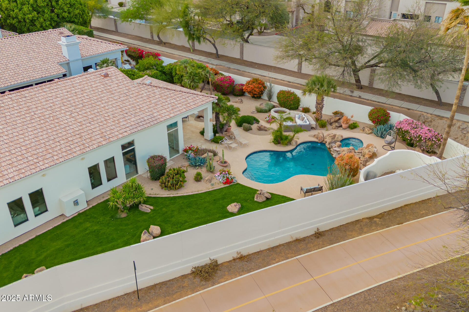 7678 E Cactus Wren Road Property Photo 62