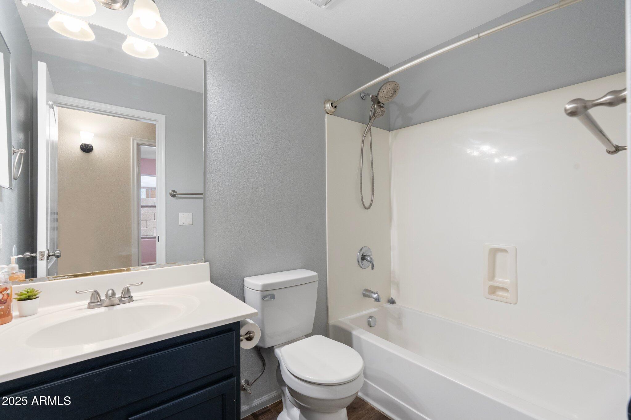 2523 W Running Deer Trail Property Photo 18