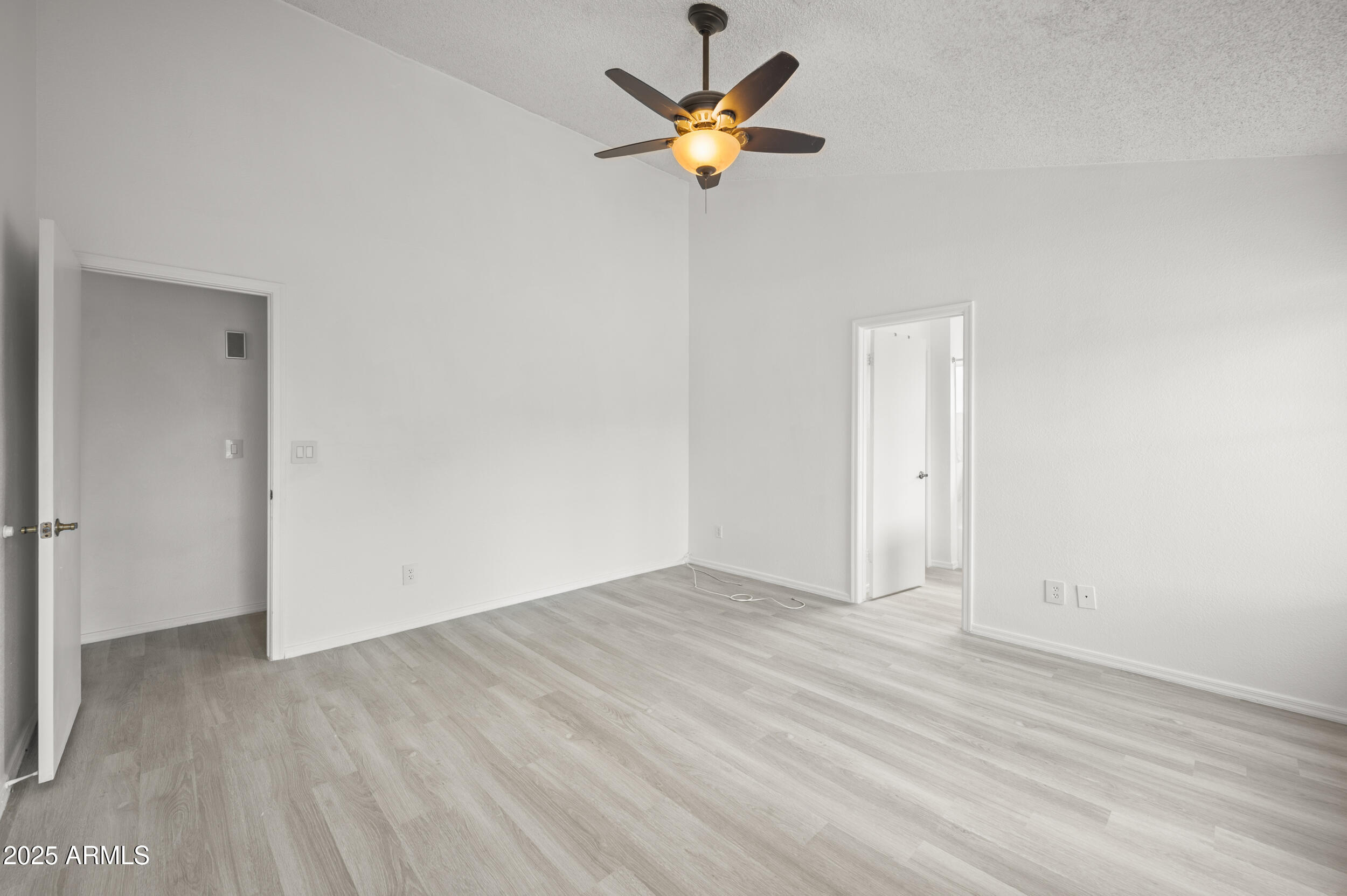 3643 W Elgin Street Property Photo 19