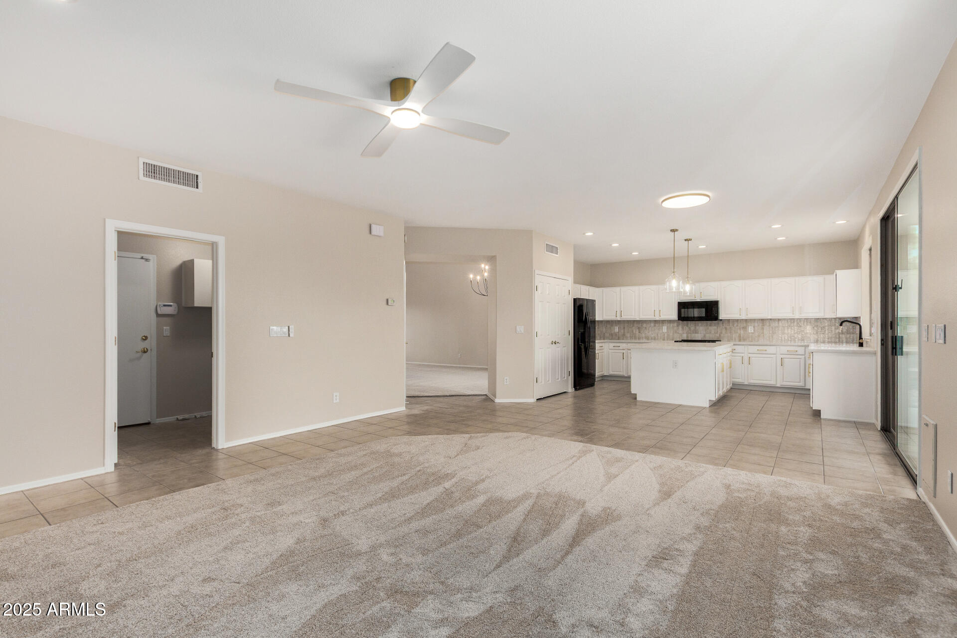 2143 N Chestnut Circle Property Photo 14