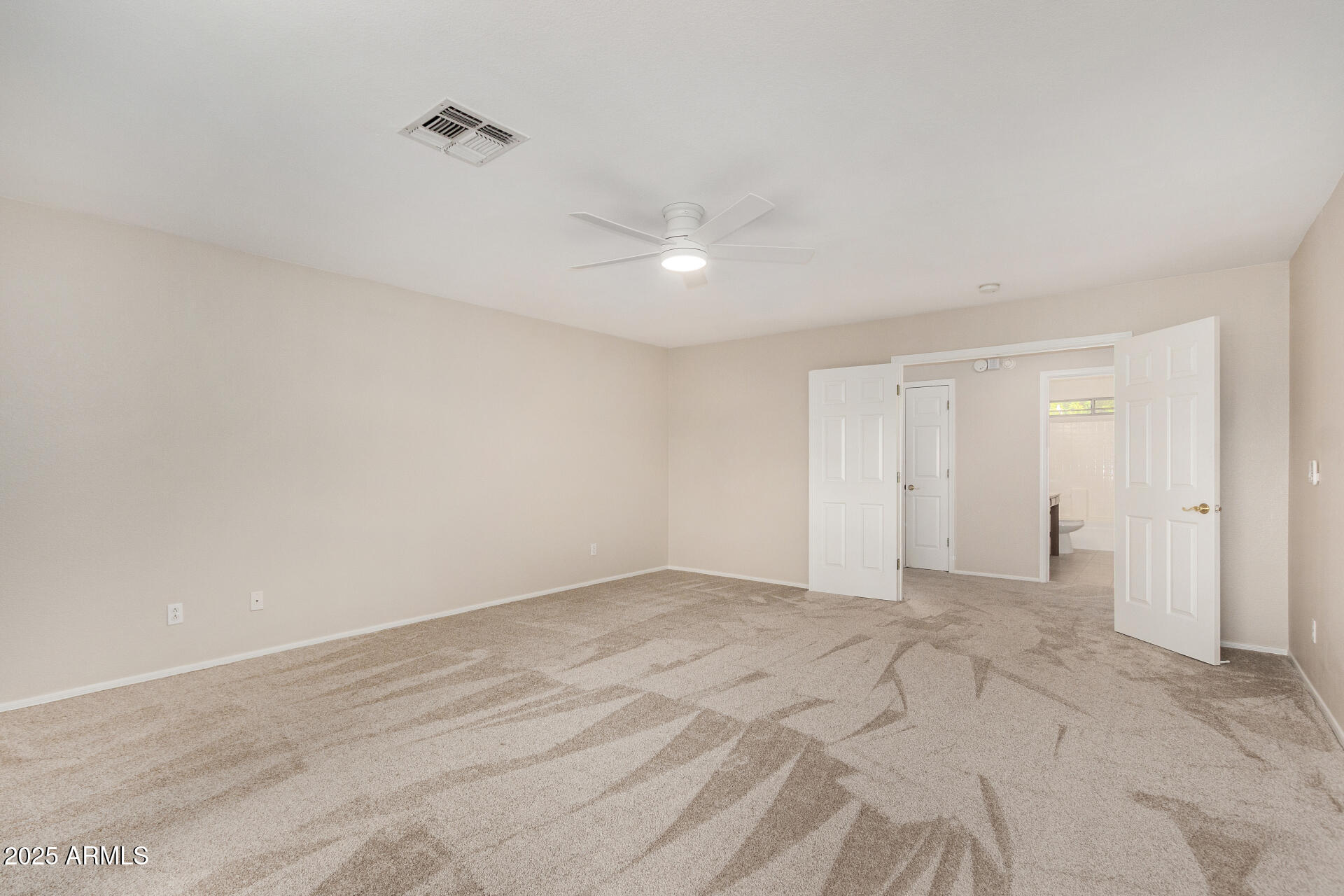 2143 N Chestnut Circle Property Photo 27