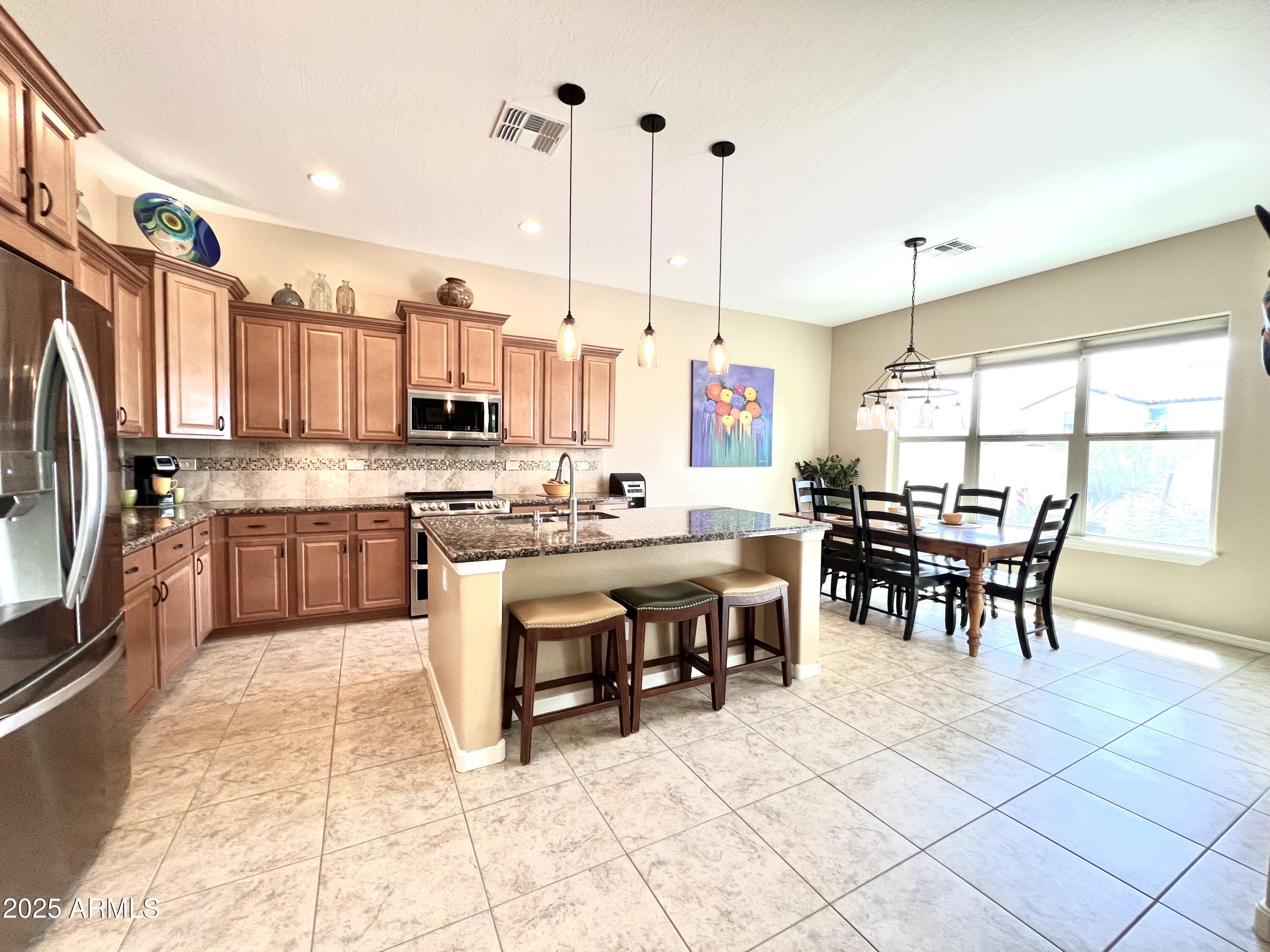 20525 W Hamilton Street Property Photo 2