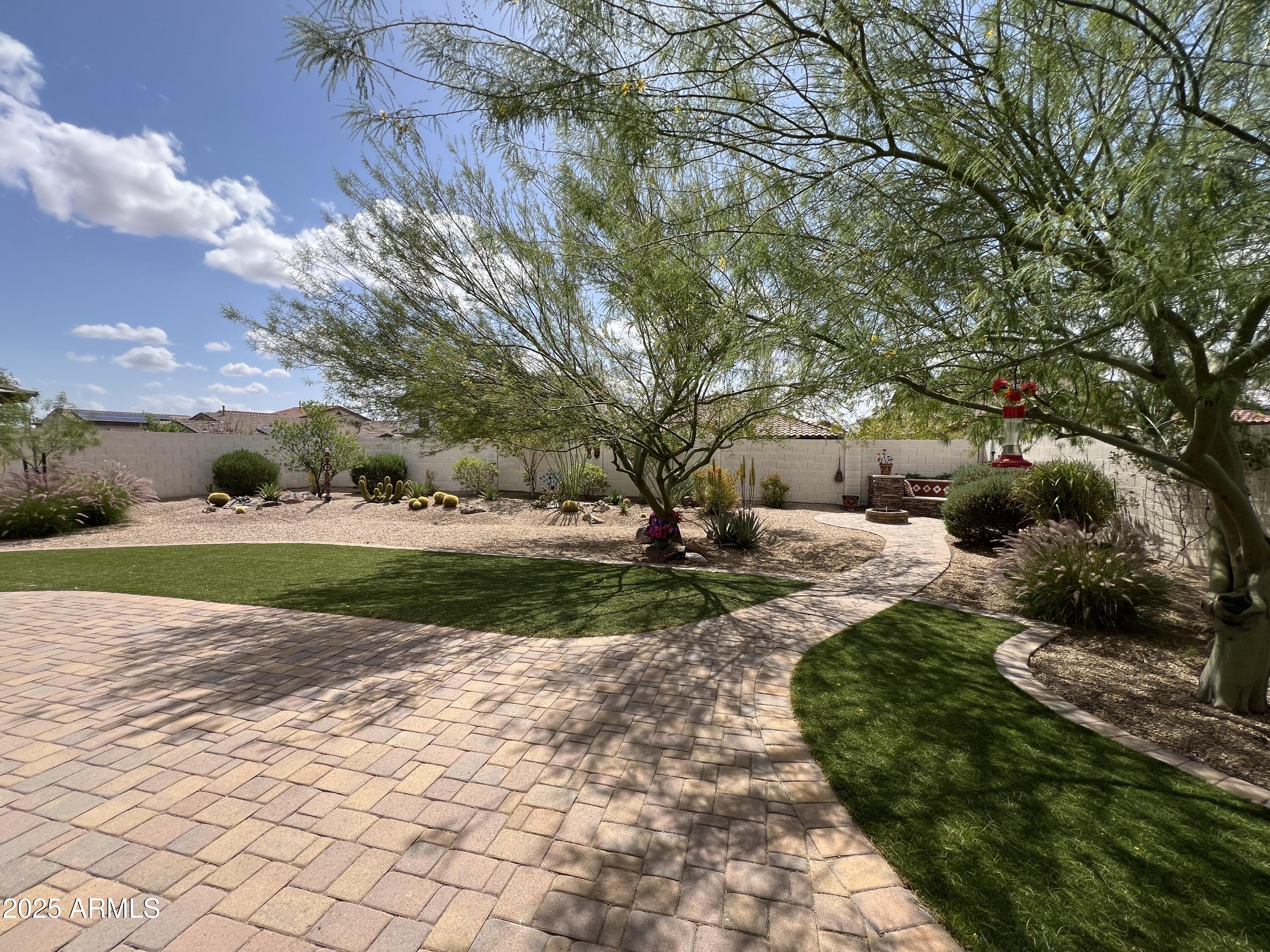 20525 W Hamilton Street Property Photo 5