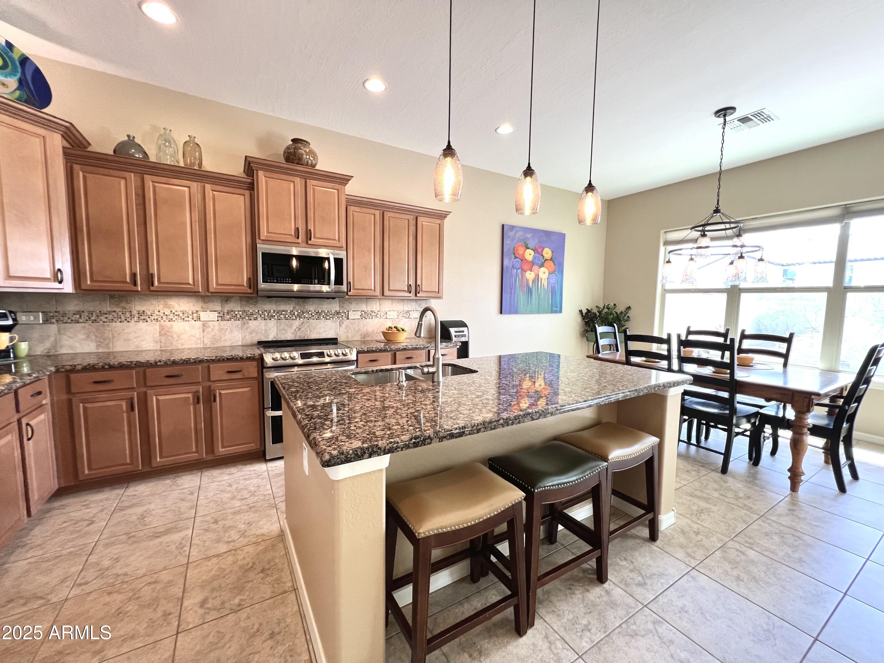 20525 W Hamilton Street Property Photo 8