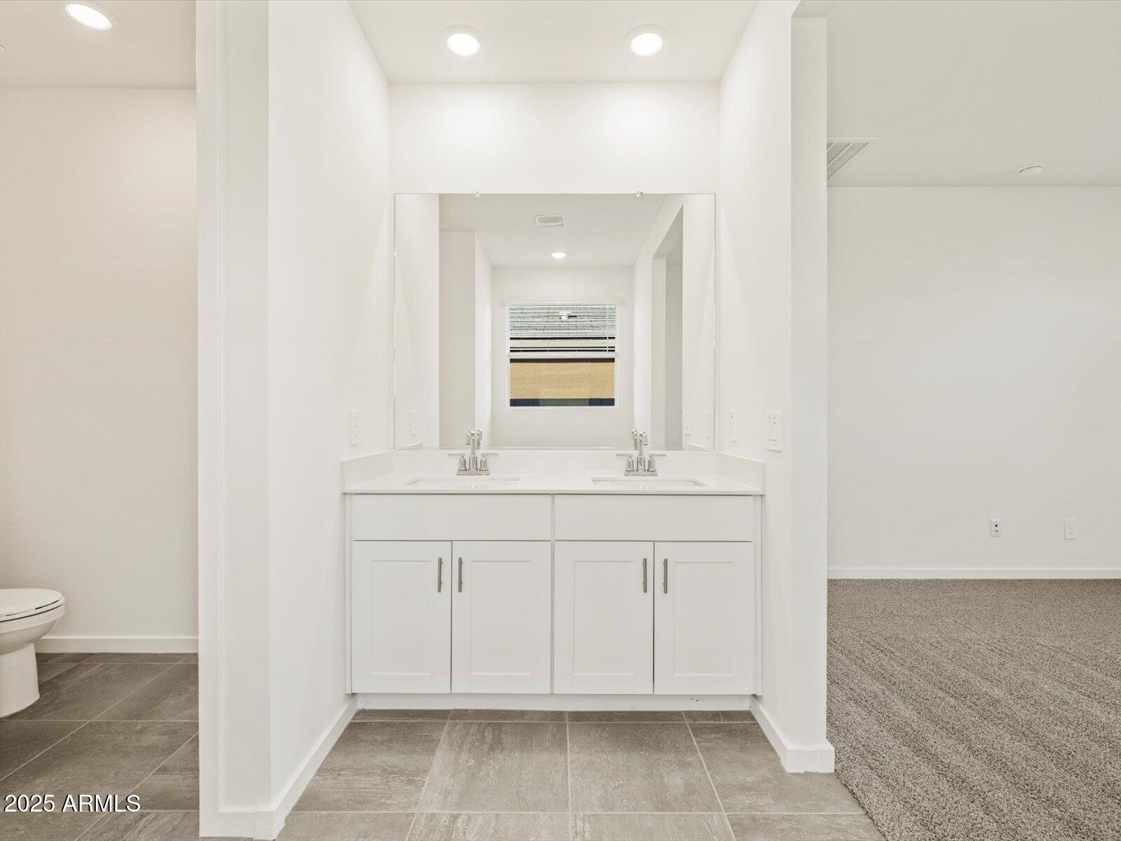 37325 W San Clemente Street Property Photo 21