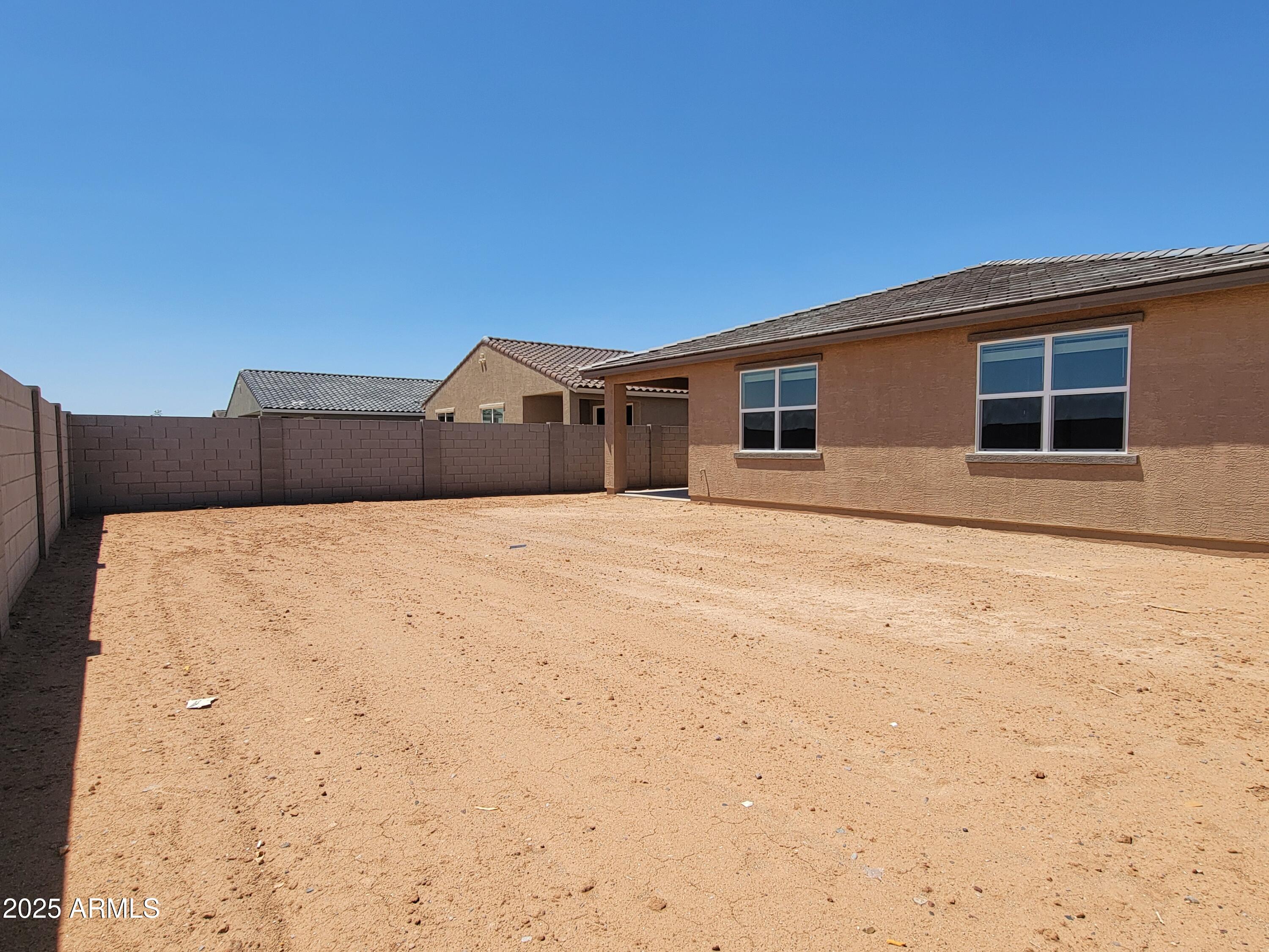 37325 W San Clemente Street Property Photo 40