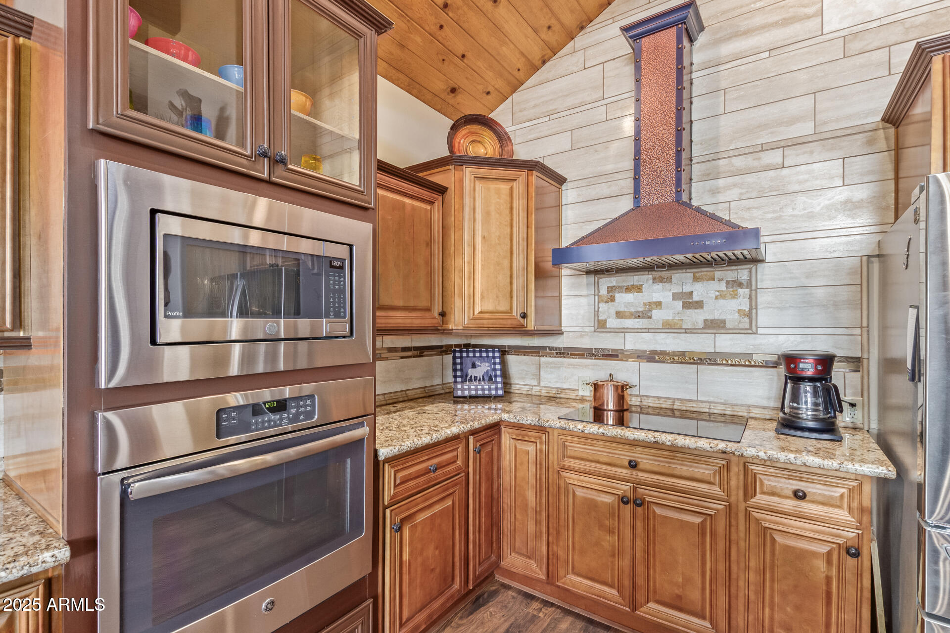 1202 N Horizon Way Property Photo 24