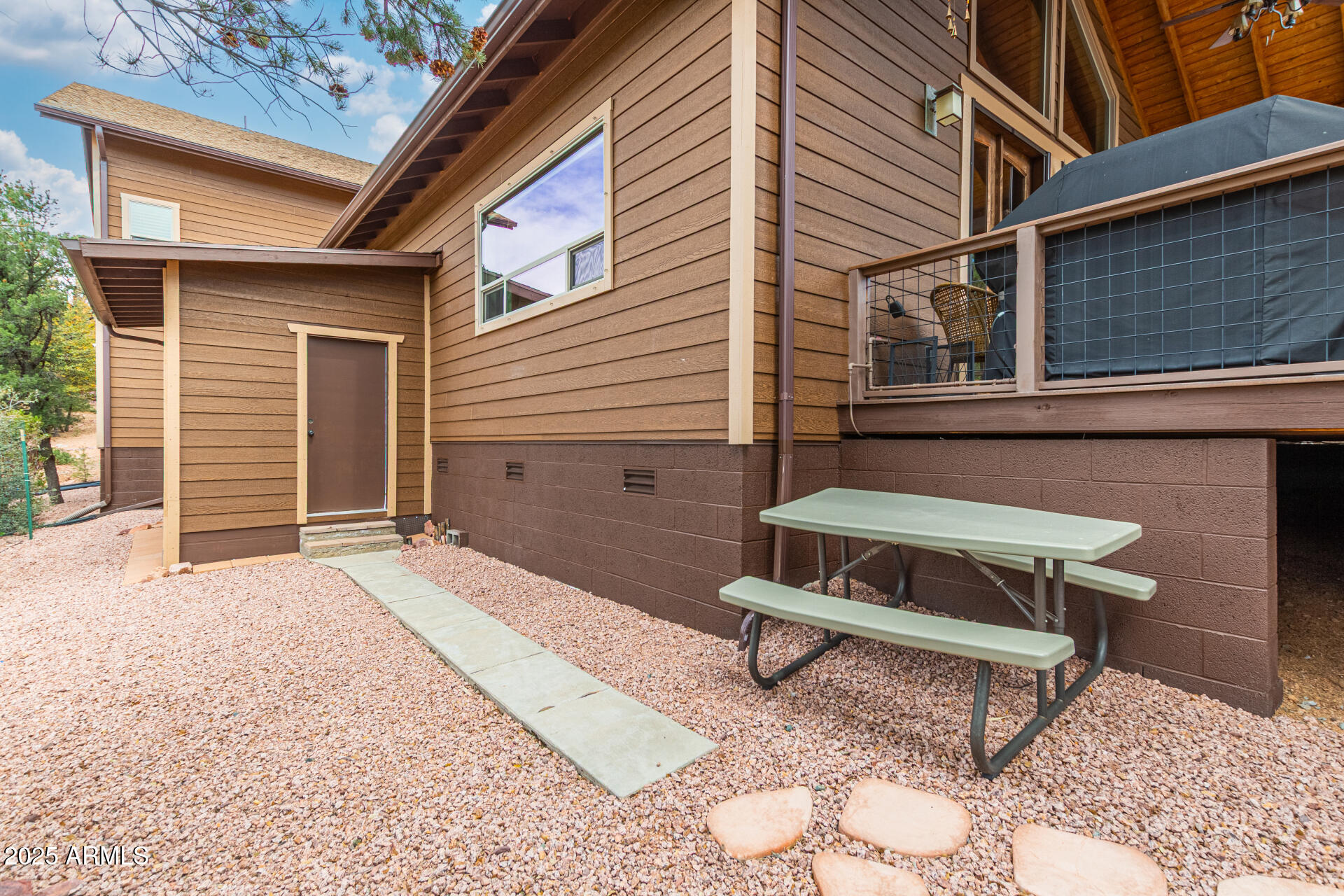 1202 N Horizon Way Property Photo 60