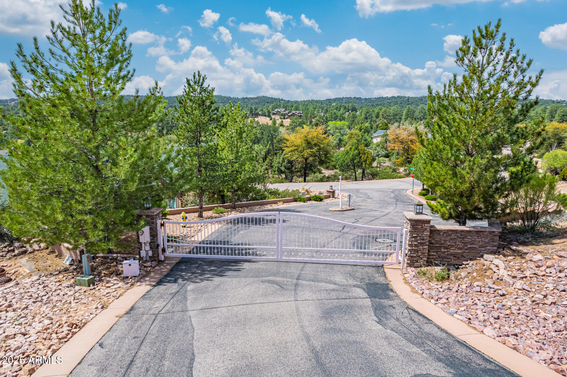 1202 N Horizon Way Property Photo 65