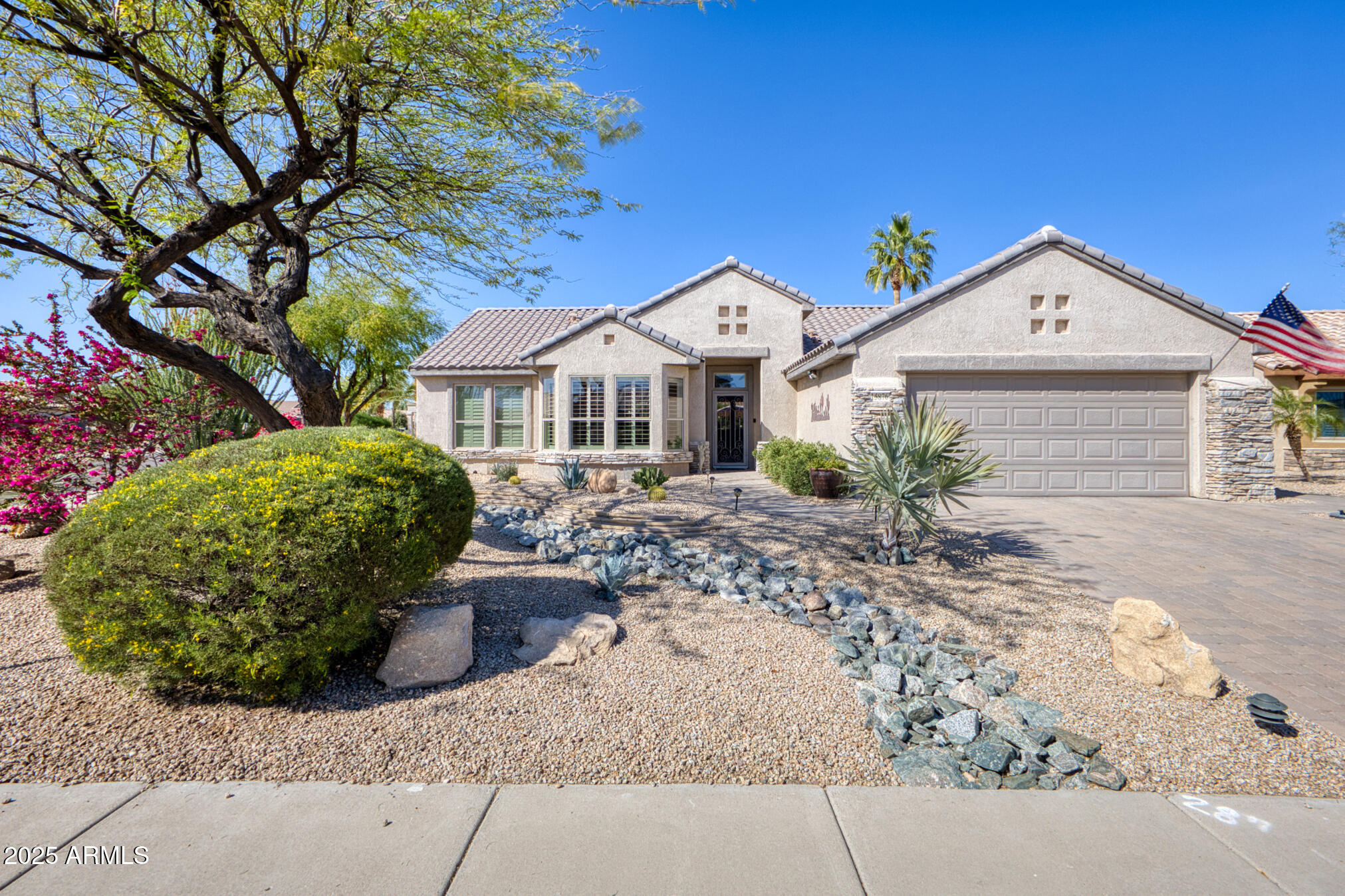 15876 W Star View Lane Property Photo 1