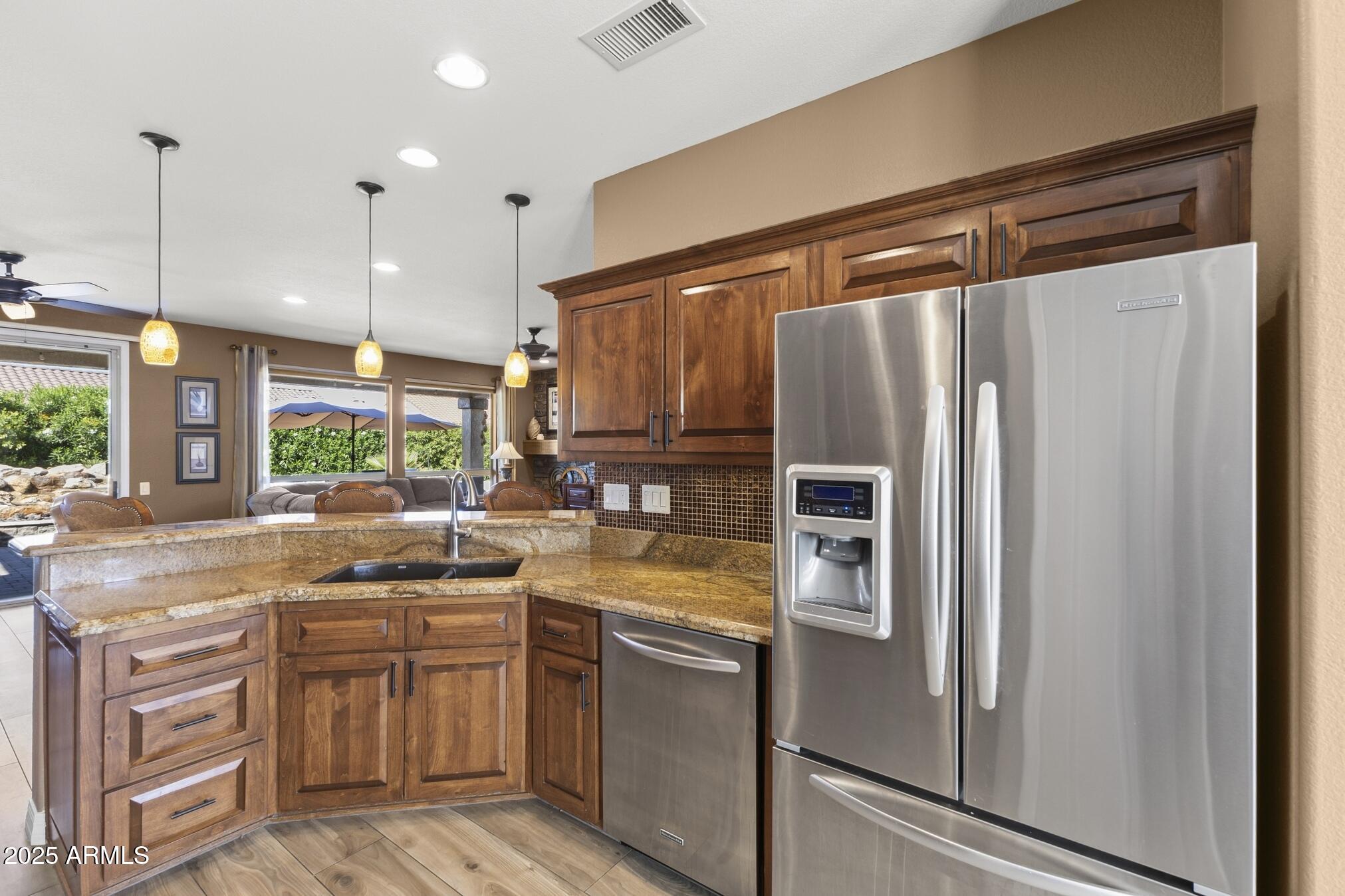 15876 W Star View Lane Property Photo 13