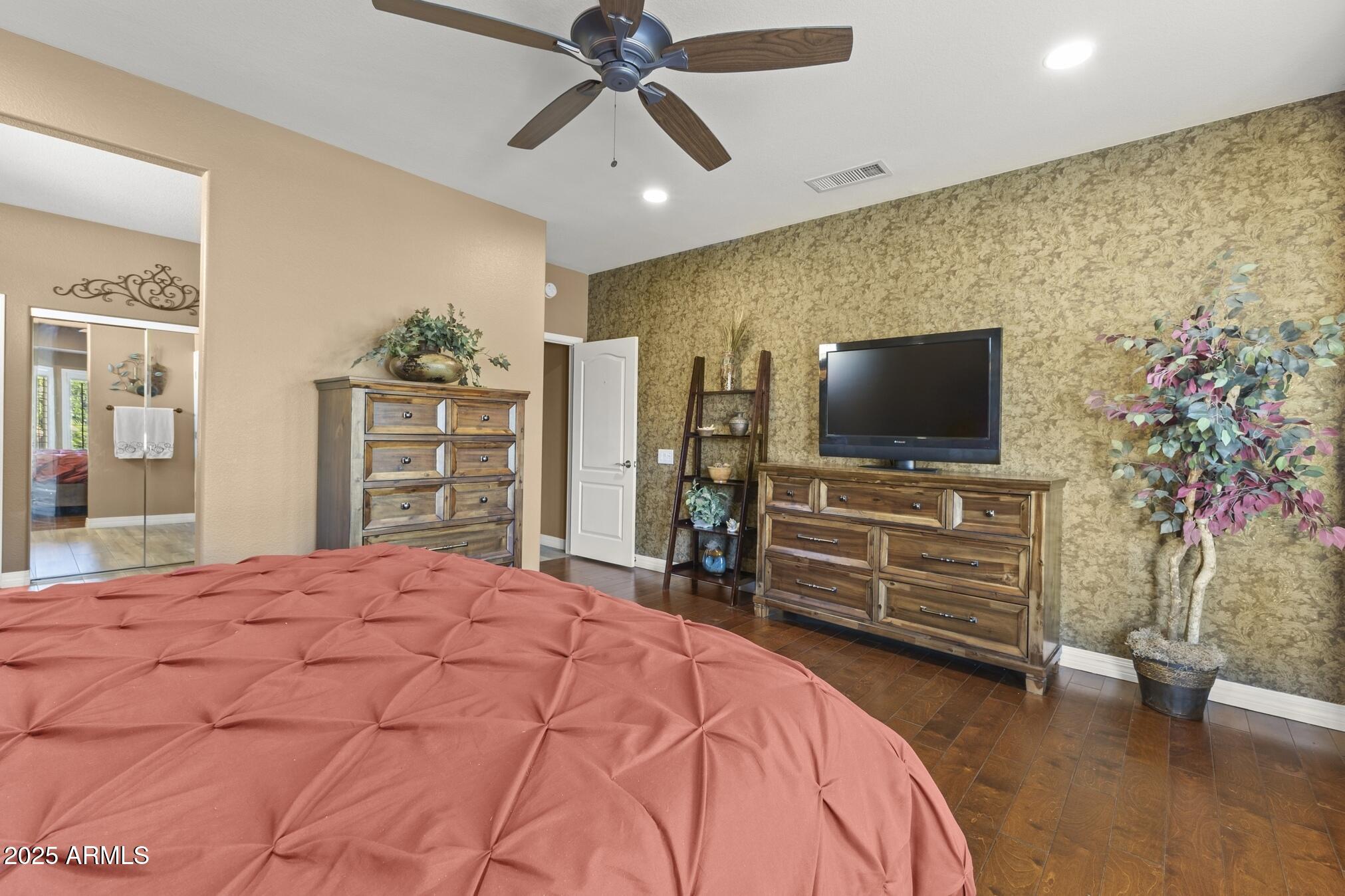 15876 W Star View Lane Property Photo 24