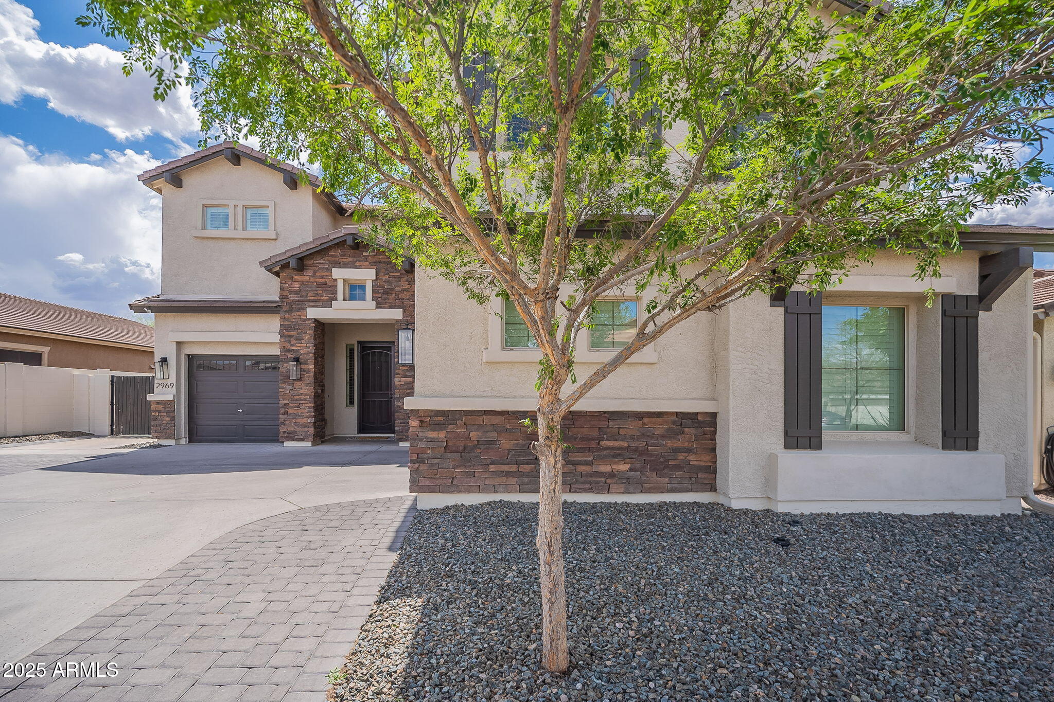 2969 E Trigger Way Property Photo 2