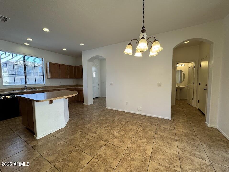 2446 W Jake Haven Property Photo 7