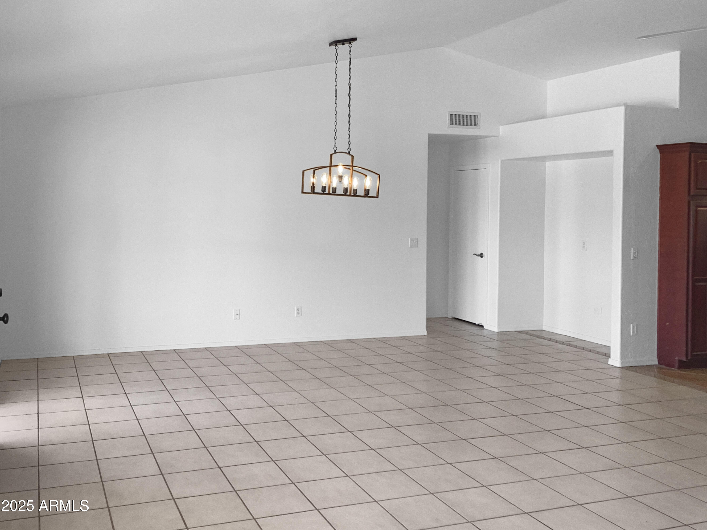 10632 W Rancho Drive Property Photo 2