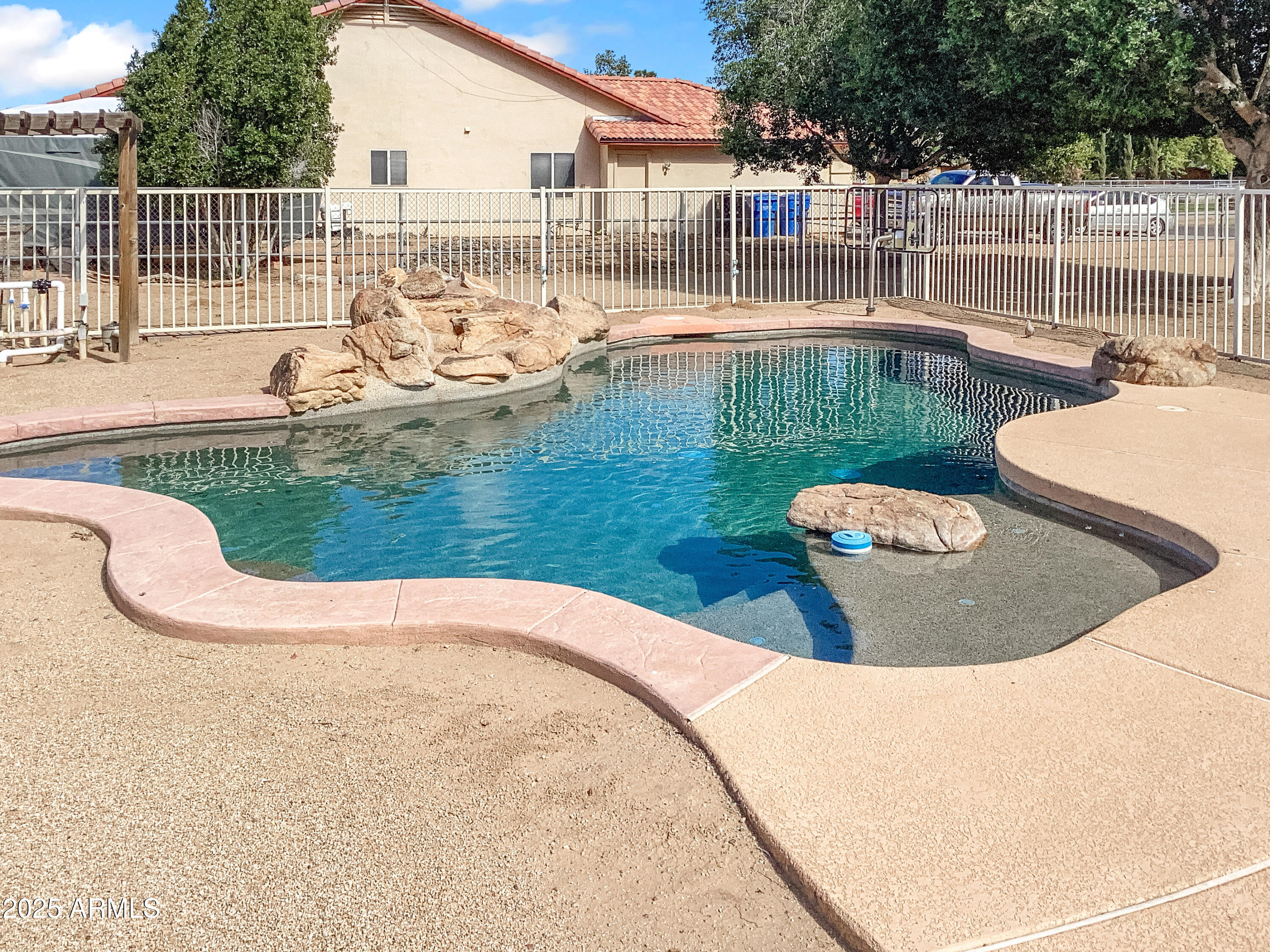 10632 W Rancho Drive Property Photo 9