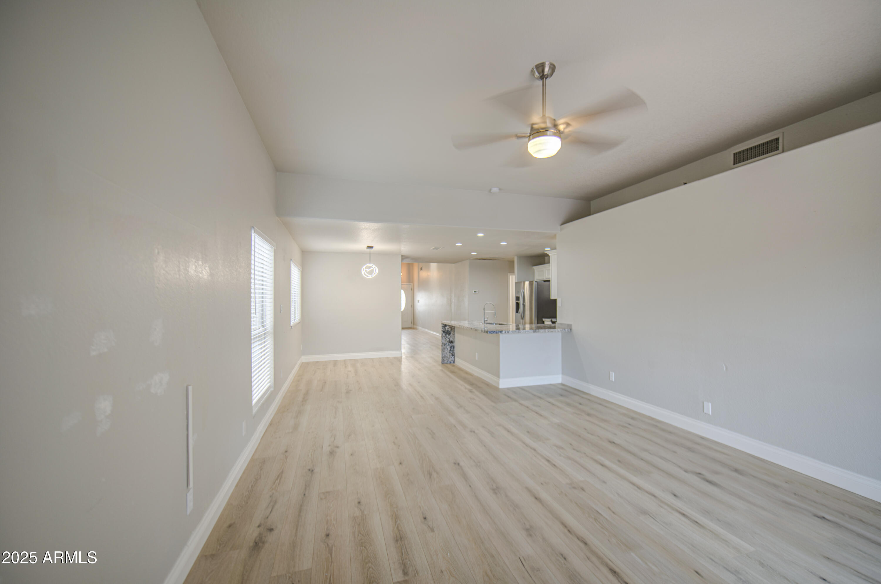 14623 N 90th Lane Property Photo 12