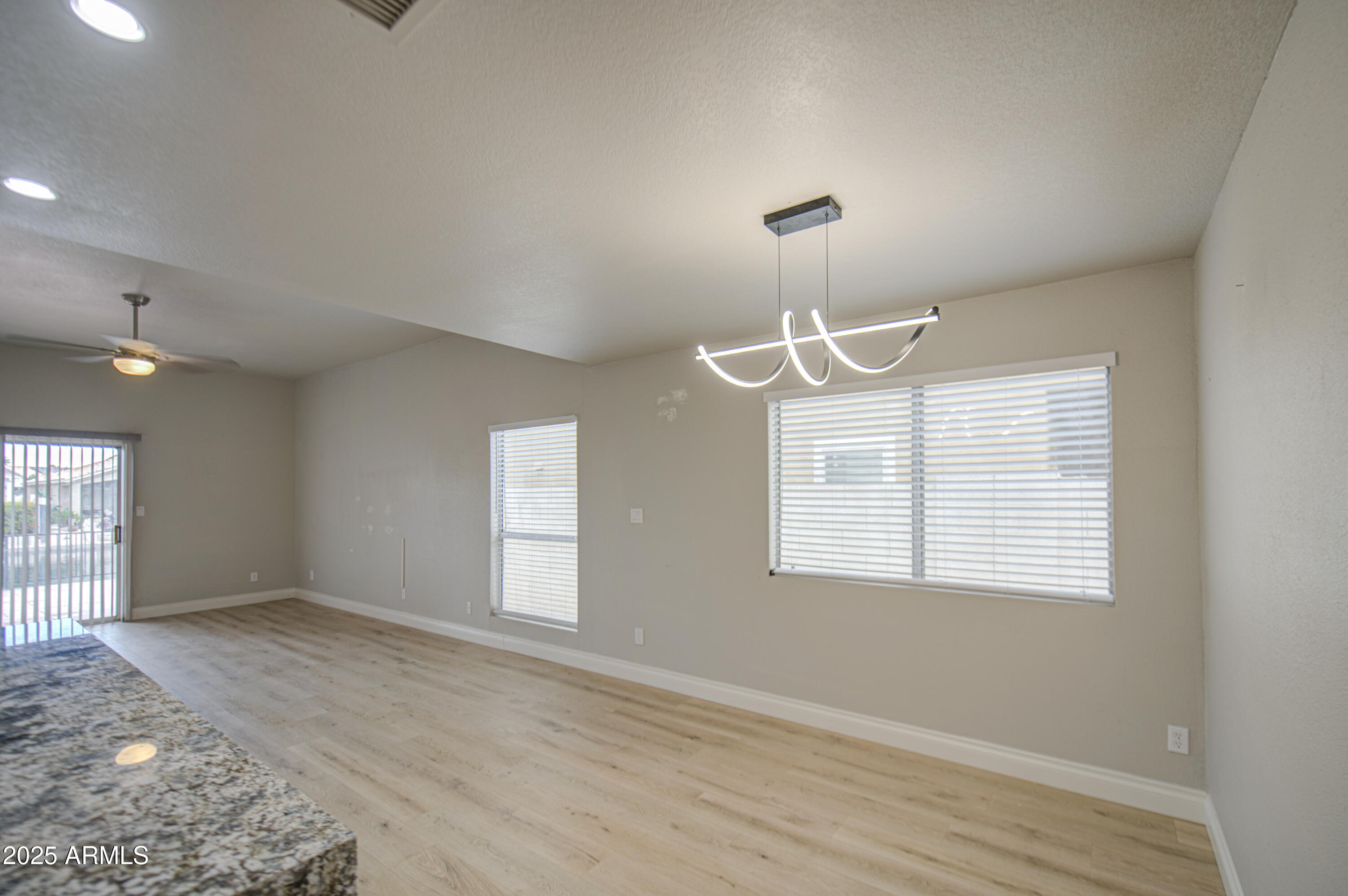 14623 N 90th Lane Property Photo 21