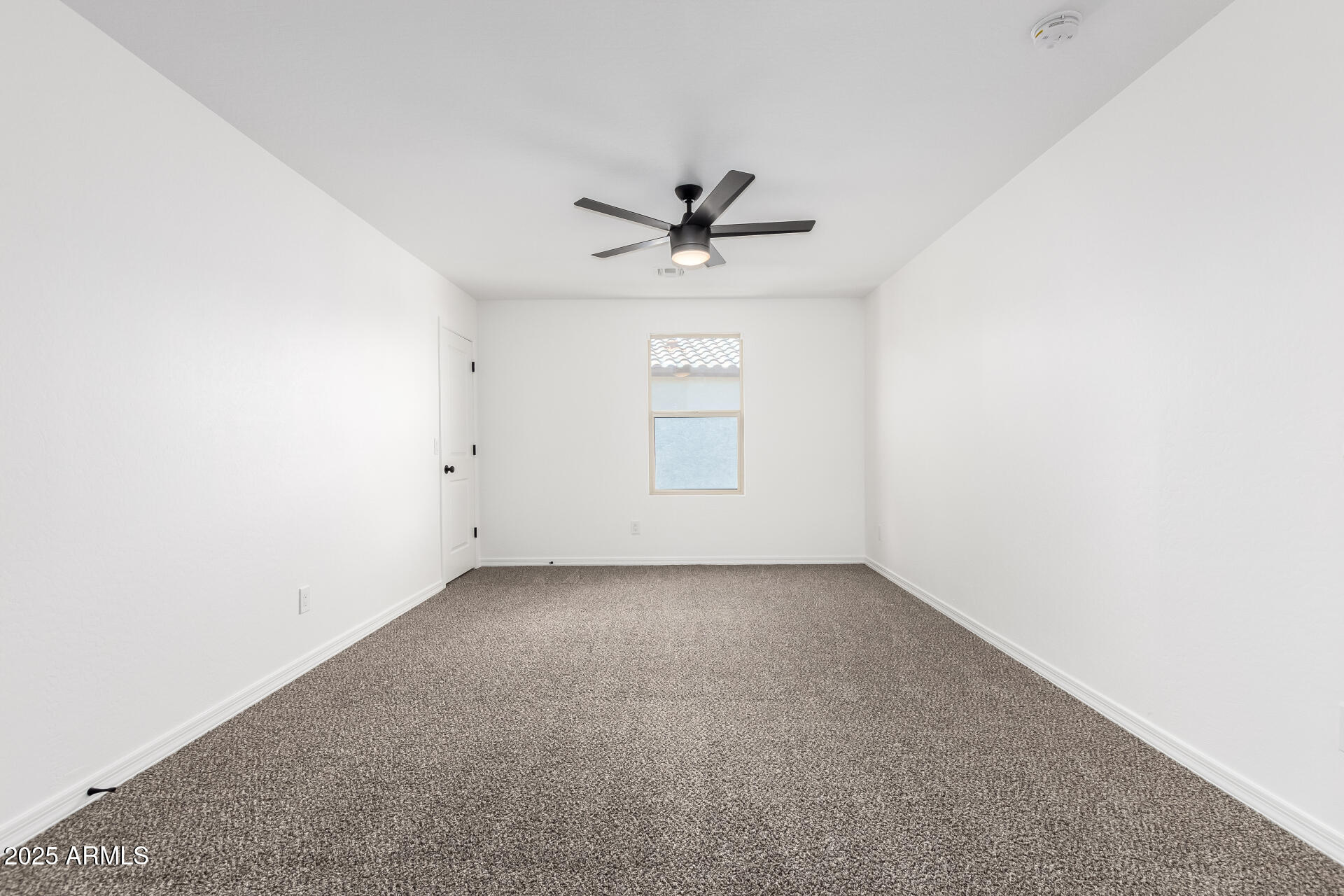 20116 W Monroe Street Property Photo 12