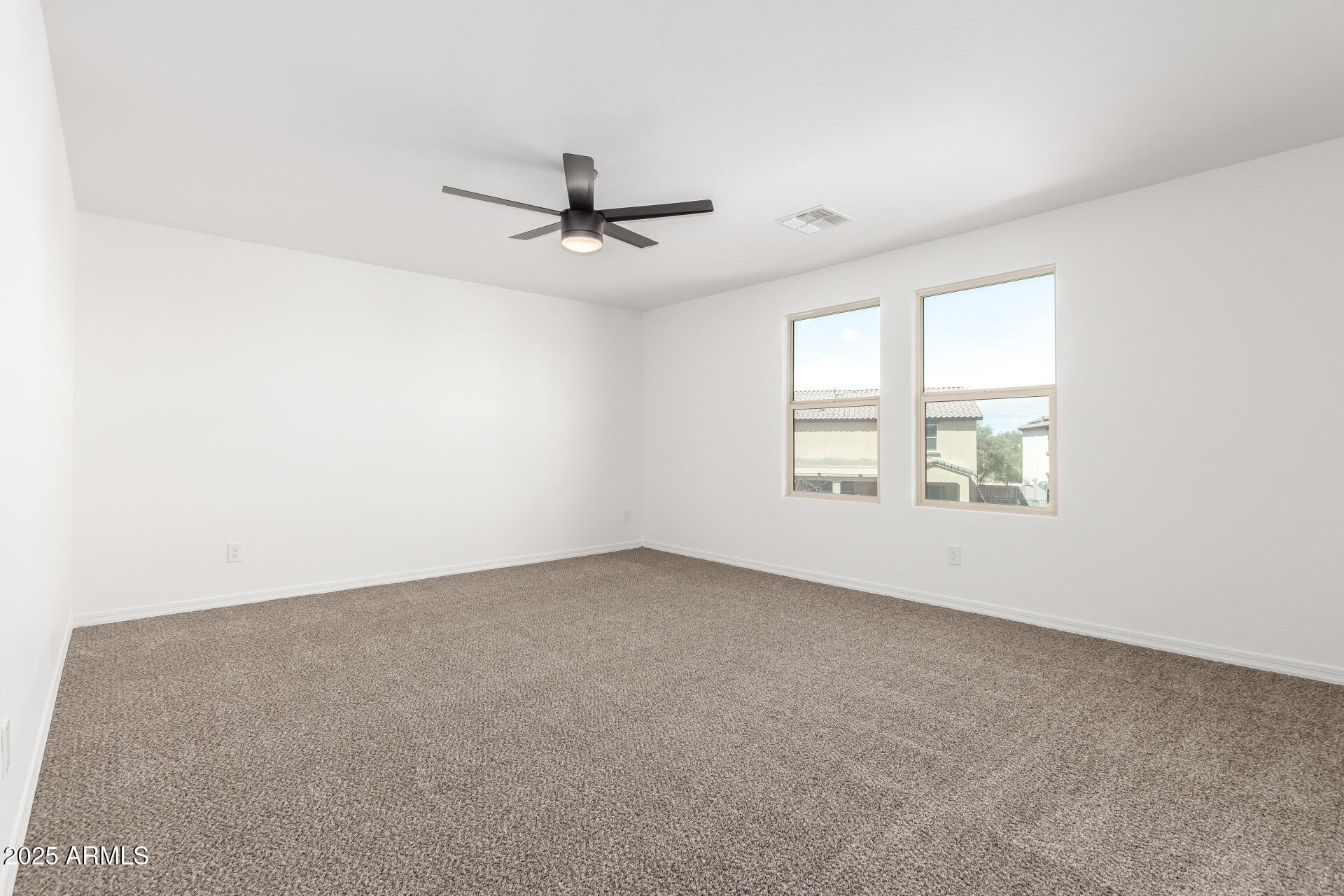 20116 W Monroe Street Property Photo 15