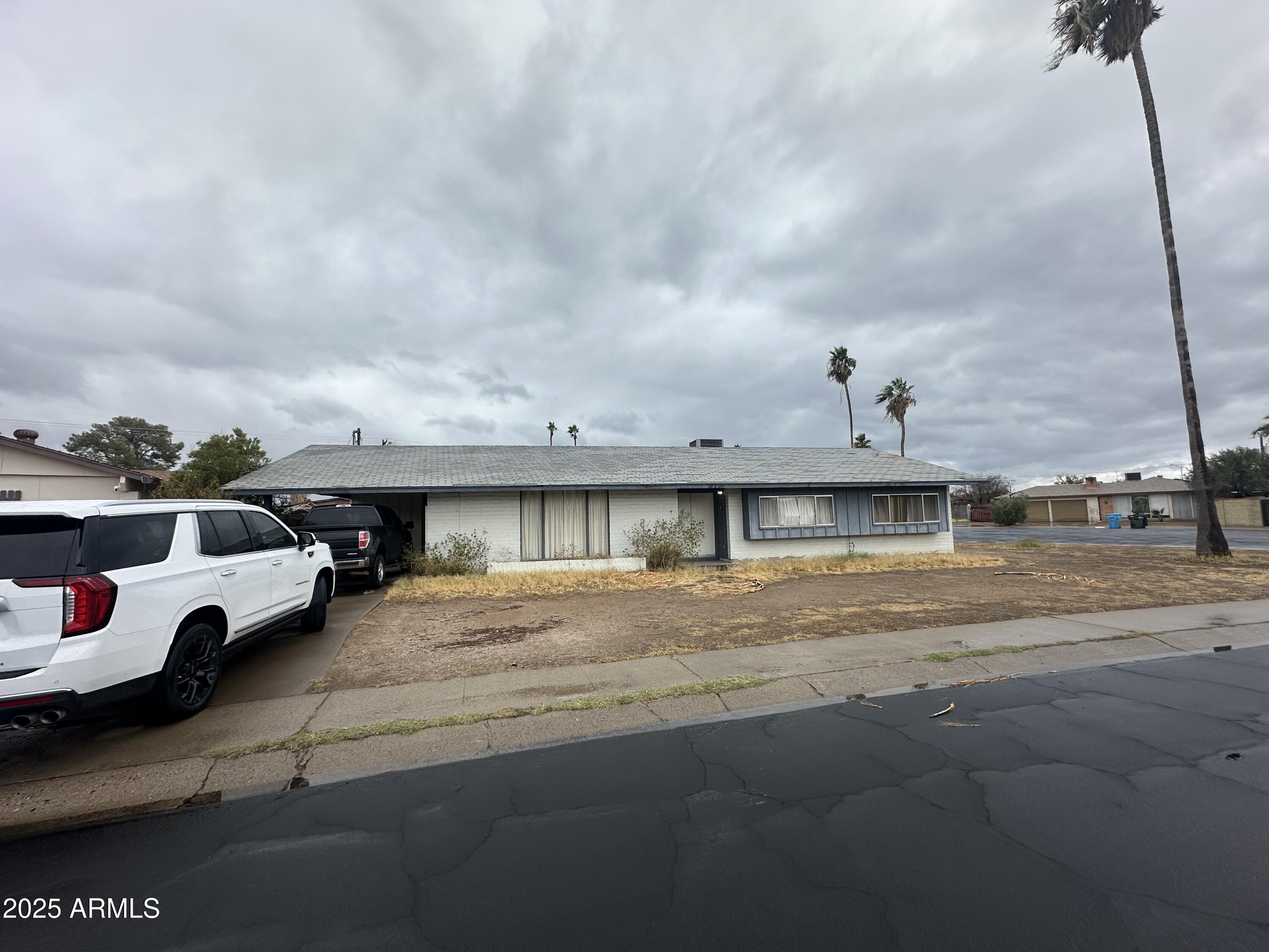 14839 N 29th Drive Property Photo 1