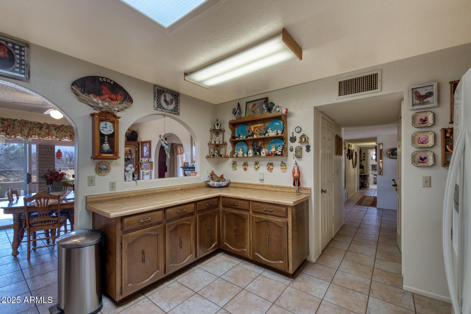 2718 E San Juan Capistrano Drive Property Photo 18