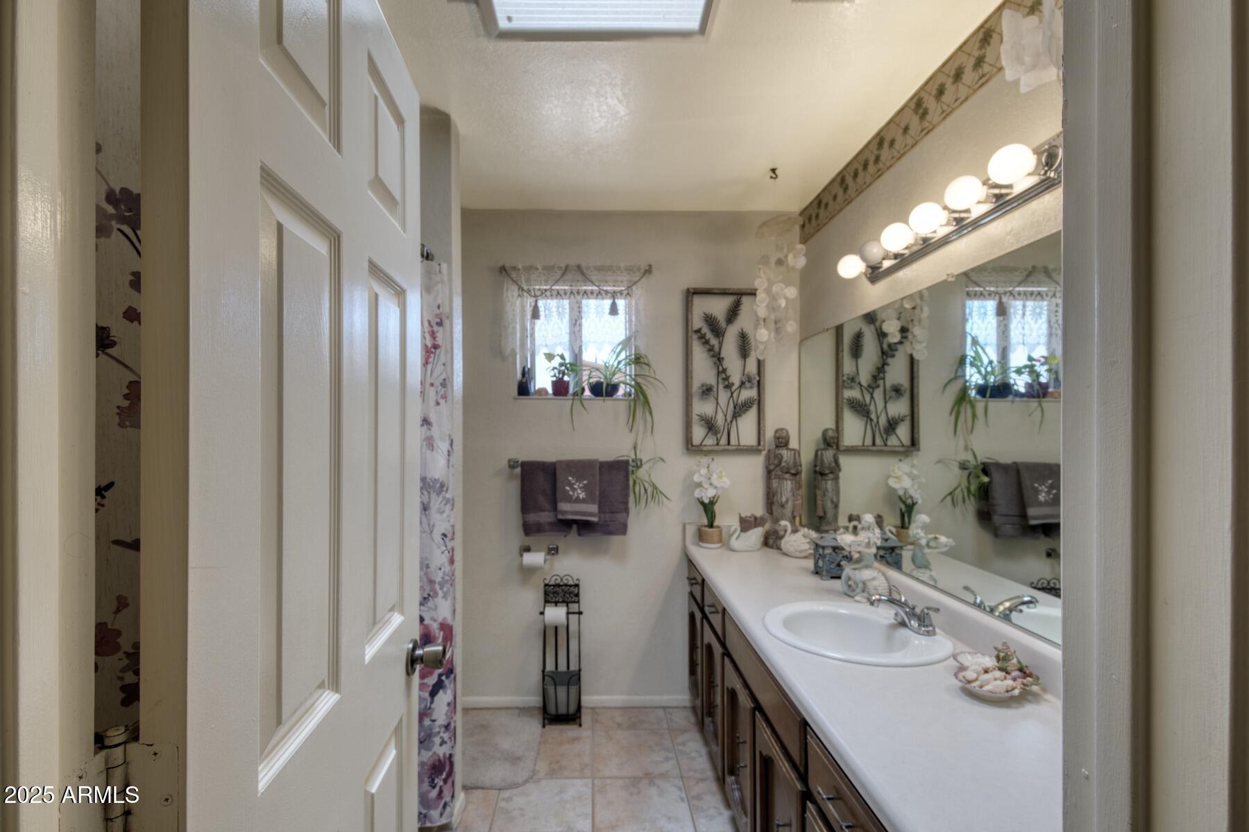 2718 E San Juan Capistrano Drive Property Photo 30